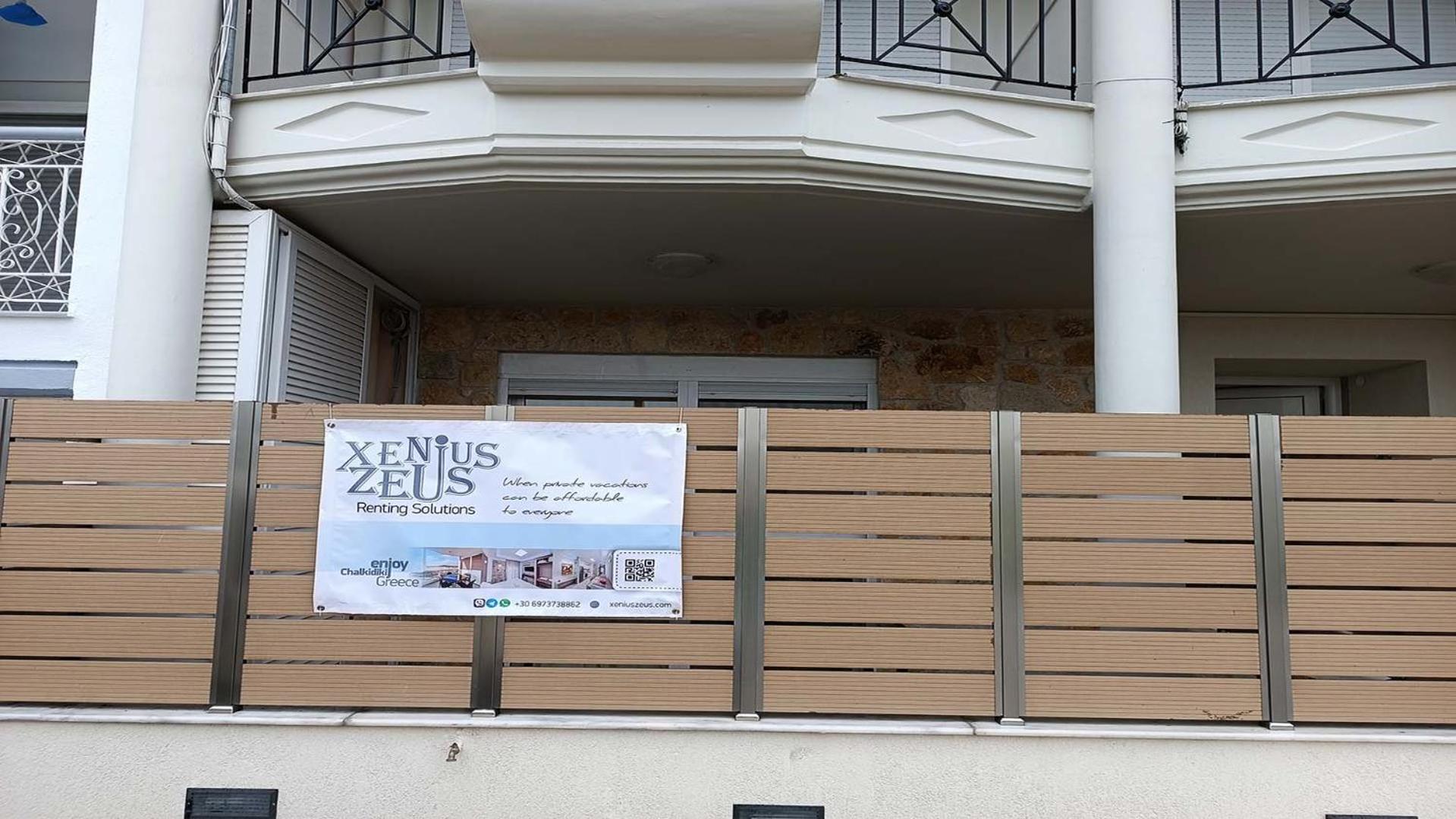Xenius Zeus Luxury Suites in Nea Flogita view 2
