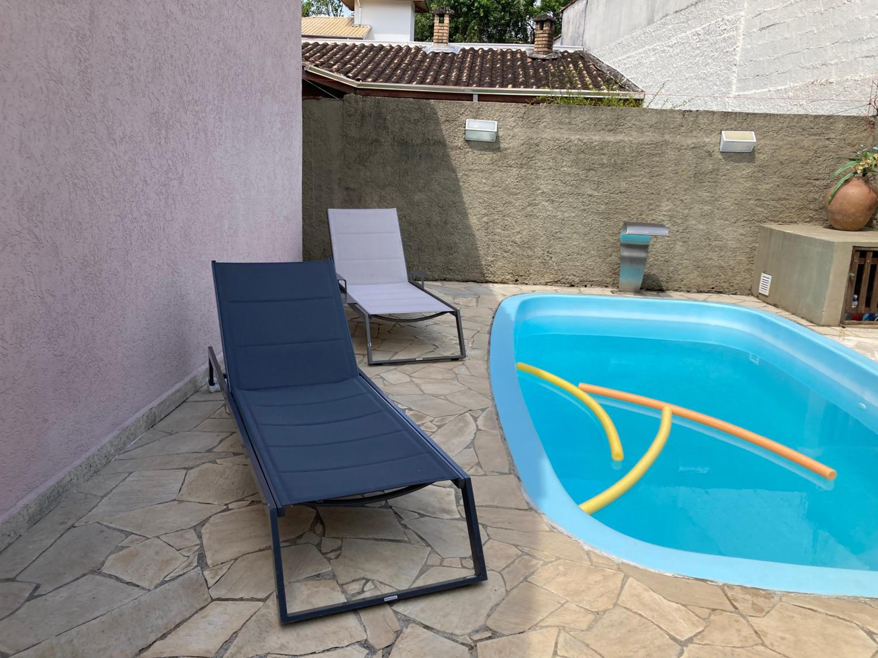 Casa com Piscina Exclusiva - Condomínio em frente ao Mar - Portaria 24h