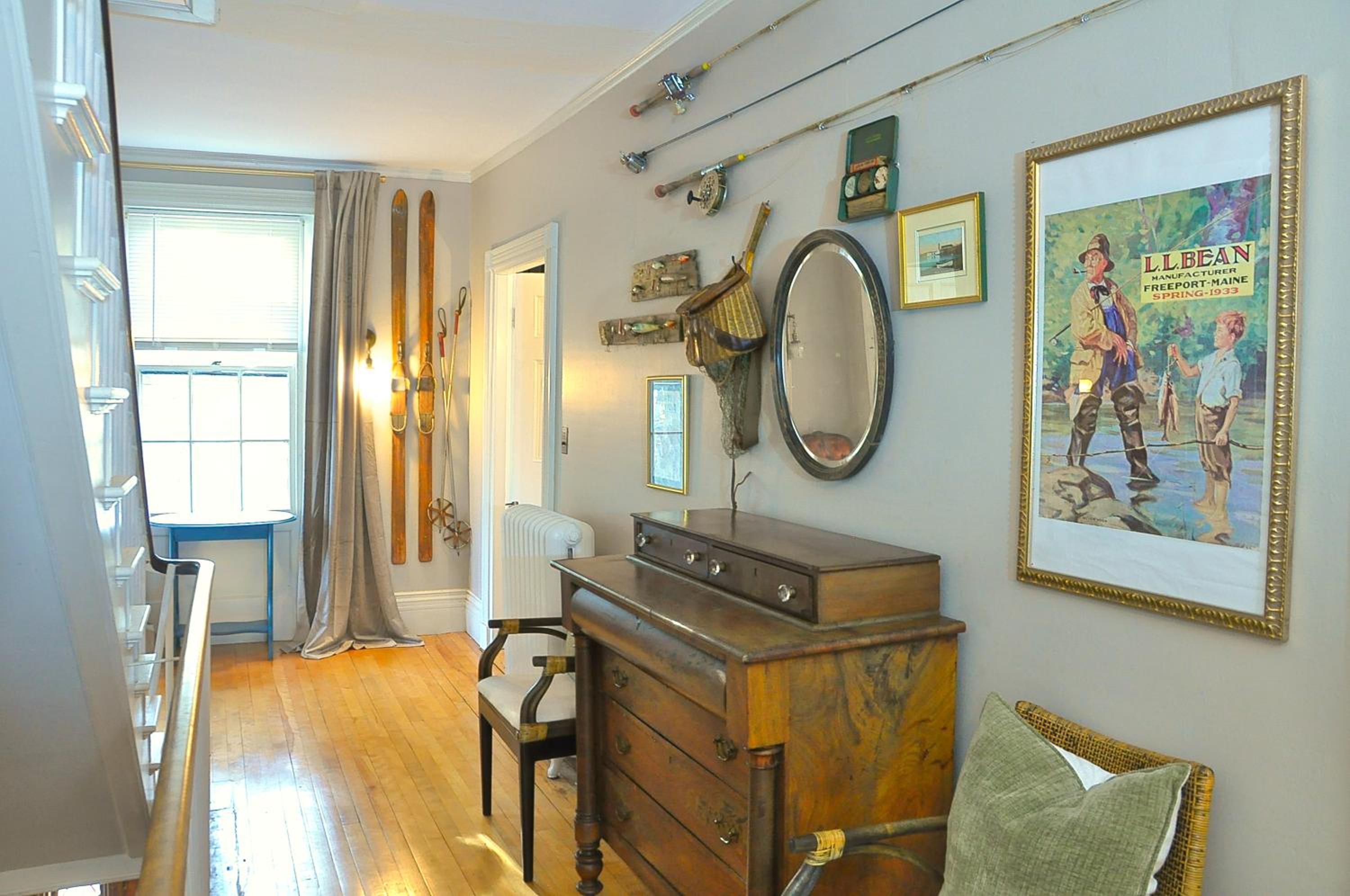 The Jarvis Homestead - Historic Maine Mansion