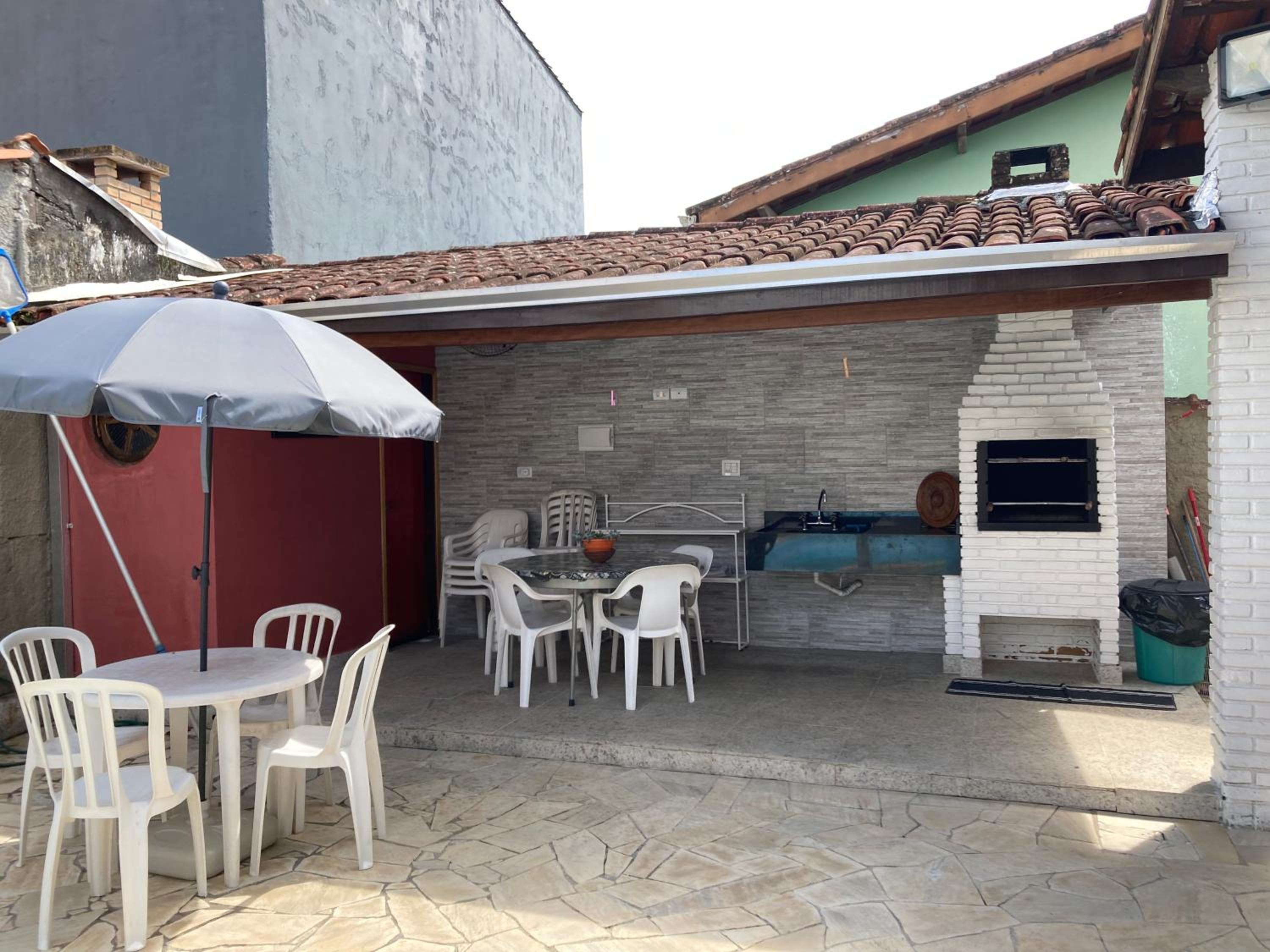 Casa com Piscina Exclusiva - Condomínio em frente ao Mar - Portaria 24h