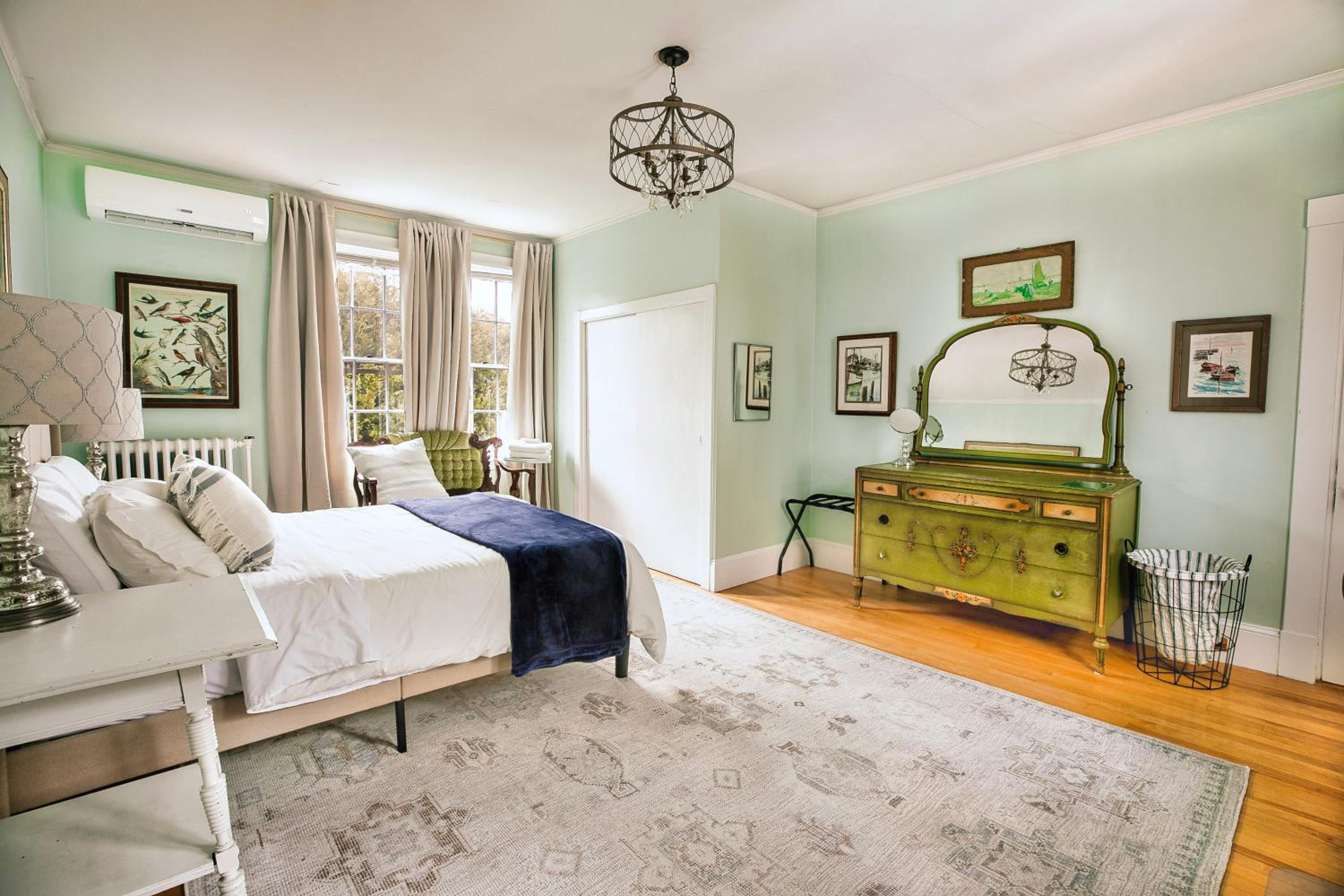 The Jarvis Homestead - Historic Maine Mansion