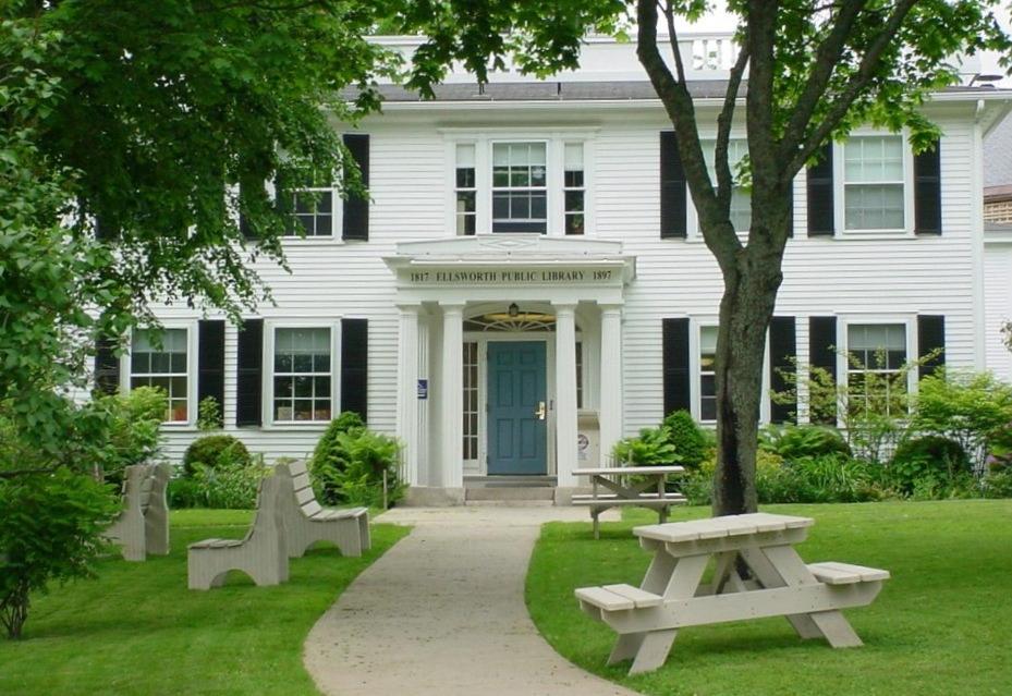 The Jarvis Homestead - Historic Maine Mansion