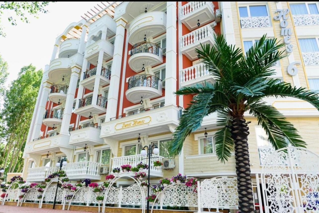 Hotel Sunny studio in Sweet Home Complex - Image 1