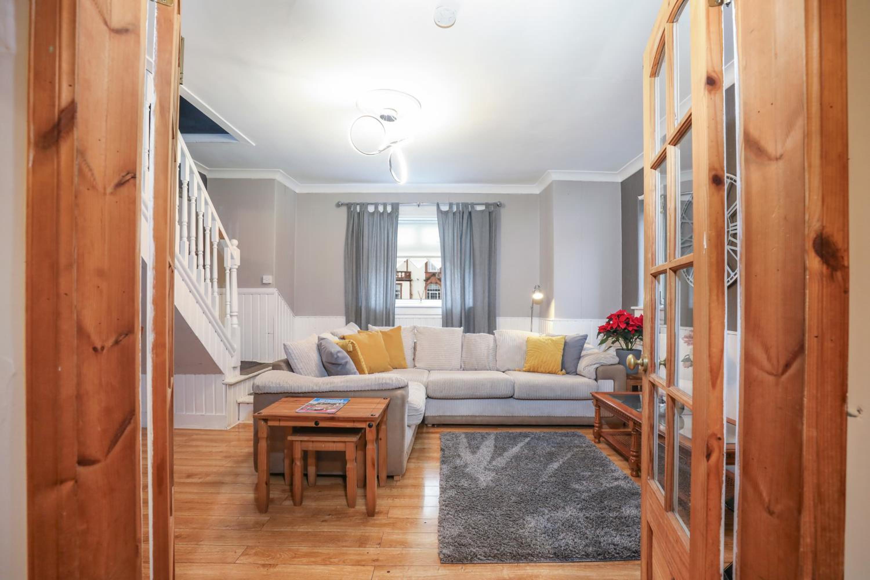 Beautiful Rooms in Edinburgh Cottage Guest House - Free Parking view 5