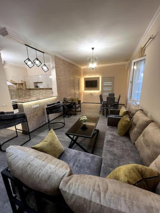 Amar Guest House