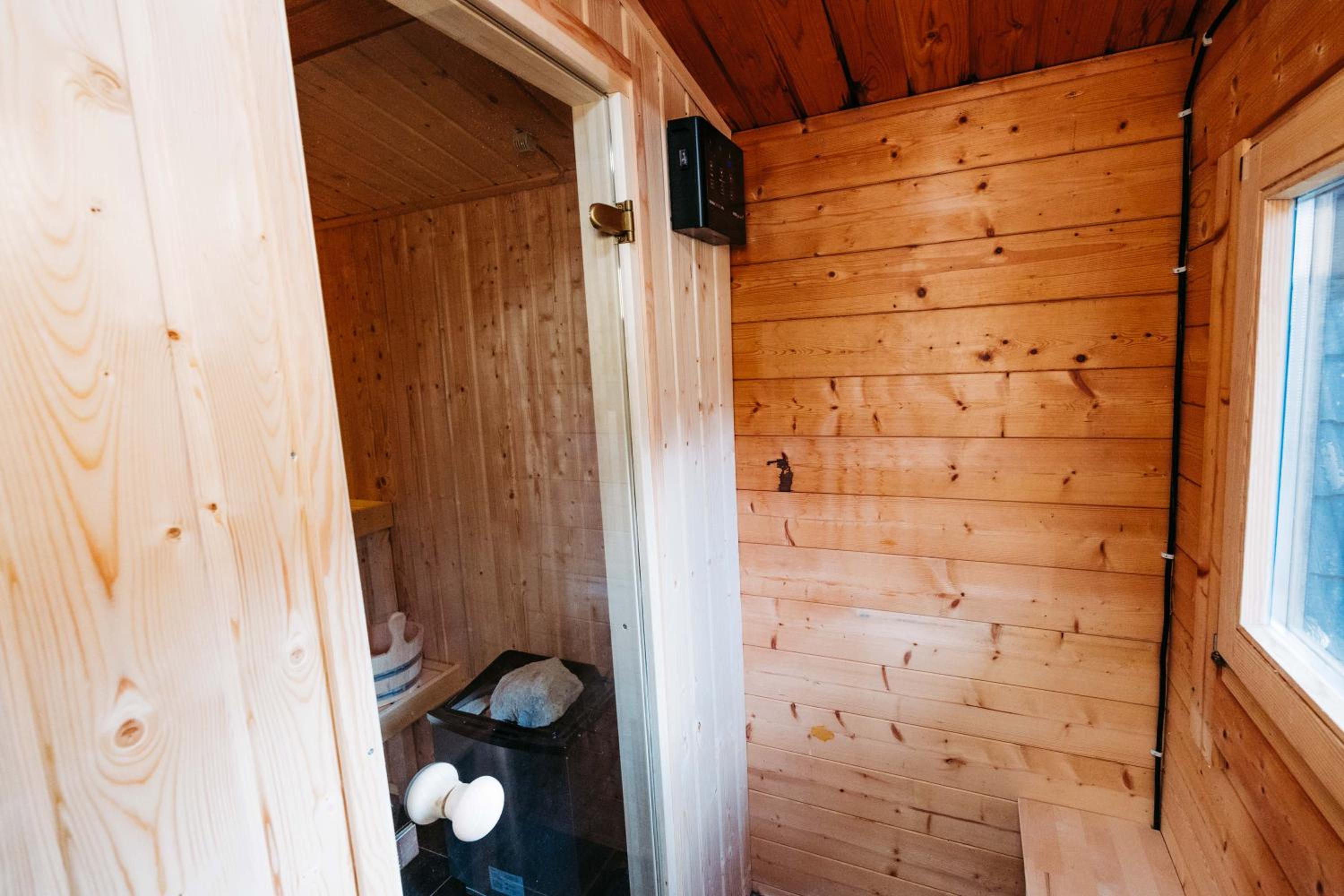 Gemütliches Nurdachhaus im Naturparadies mit Sauna - Erholung pur