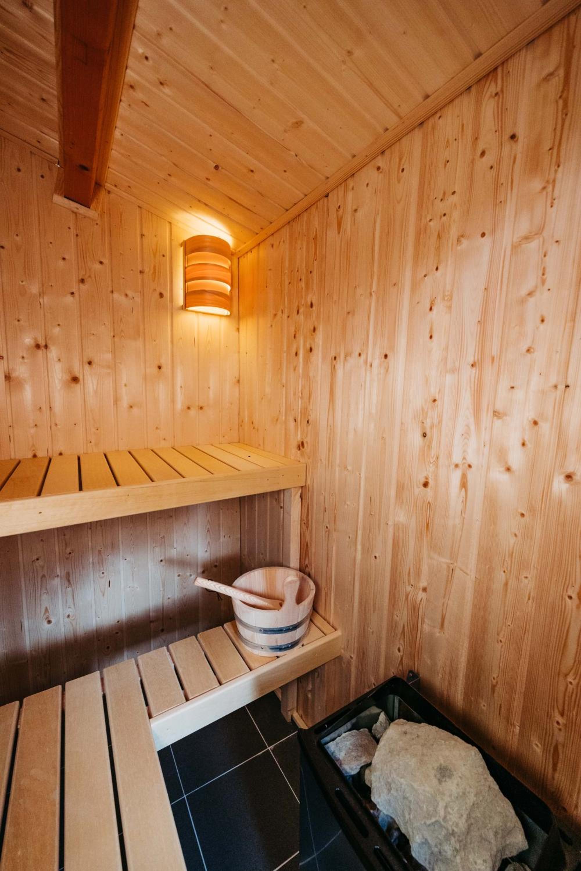 Gemütliches Nurdachhaus im Naturparadies mit Sauna - Erholung pur