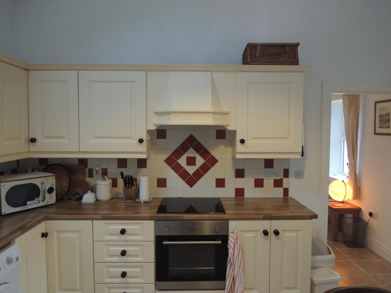 Photo 9
