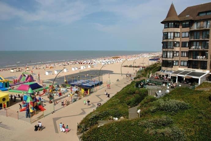 Vakantiehuisje aan zee vlakbij Plopsaland en het strand - Casa Memphis
