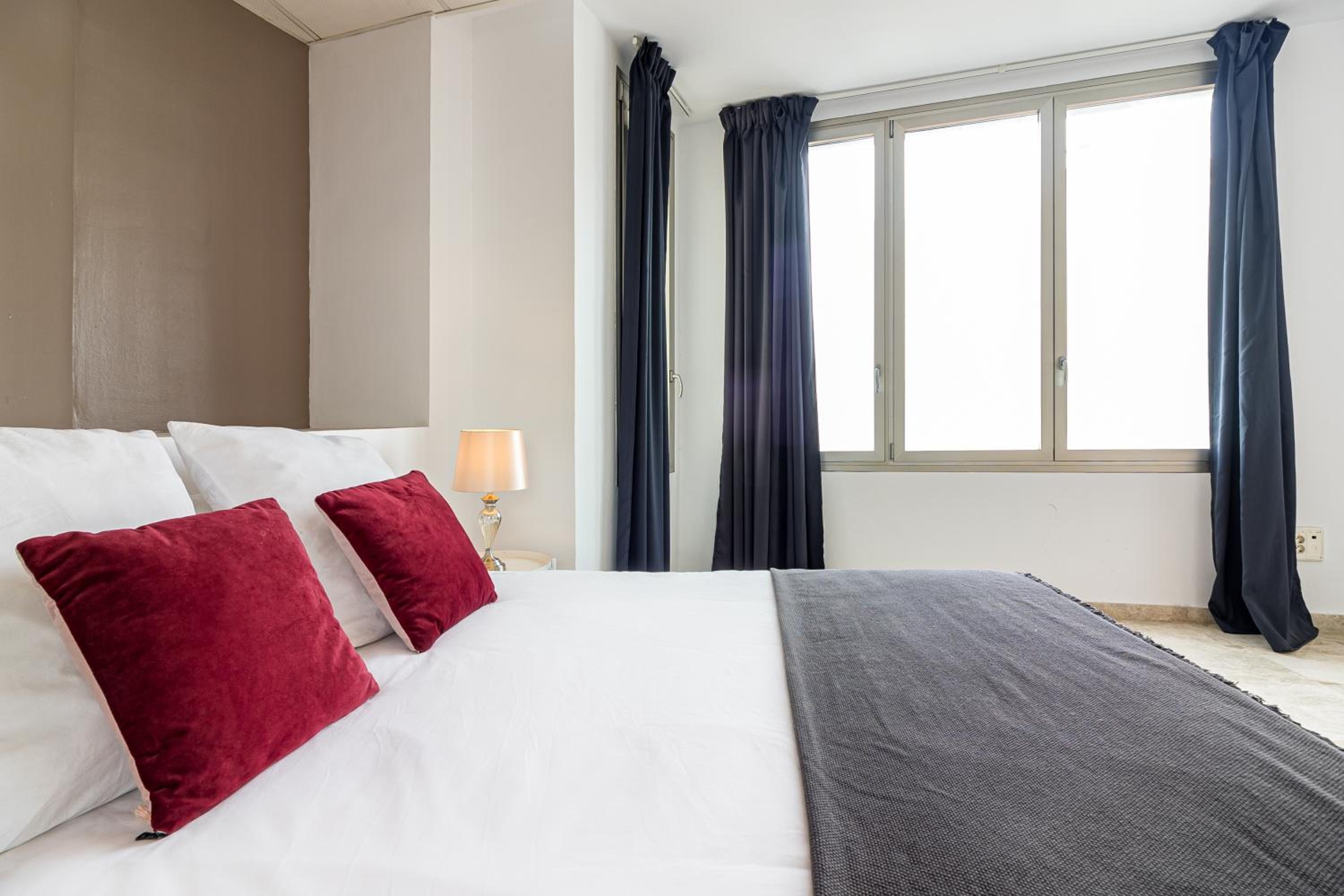 Sáenz Suites Gallery by Bossh! Apartments