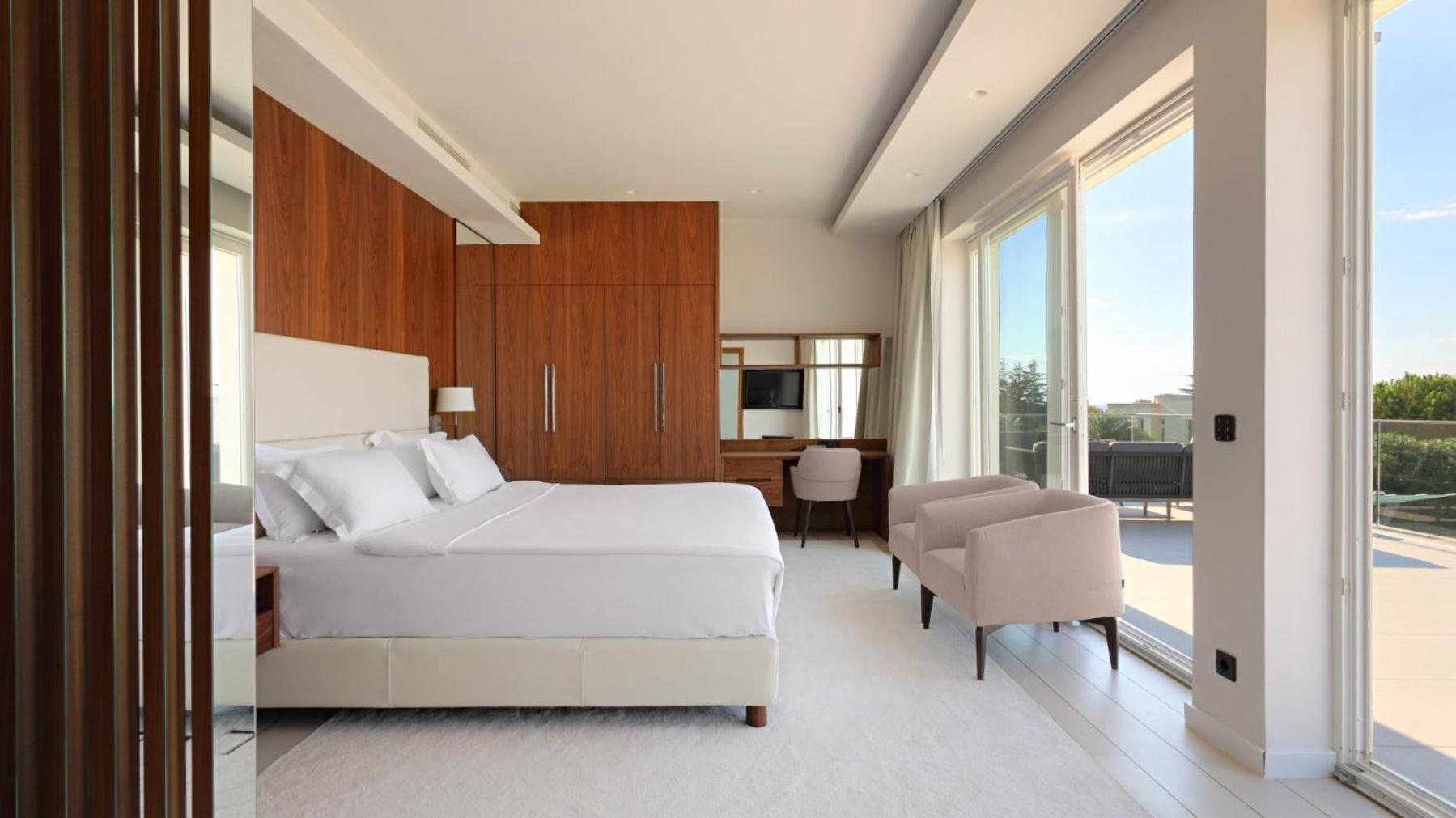 Lusso Mare Istria Luxury Beach villa view 5