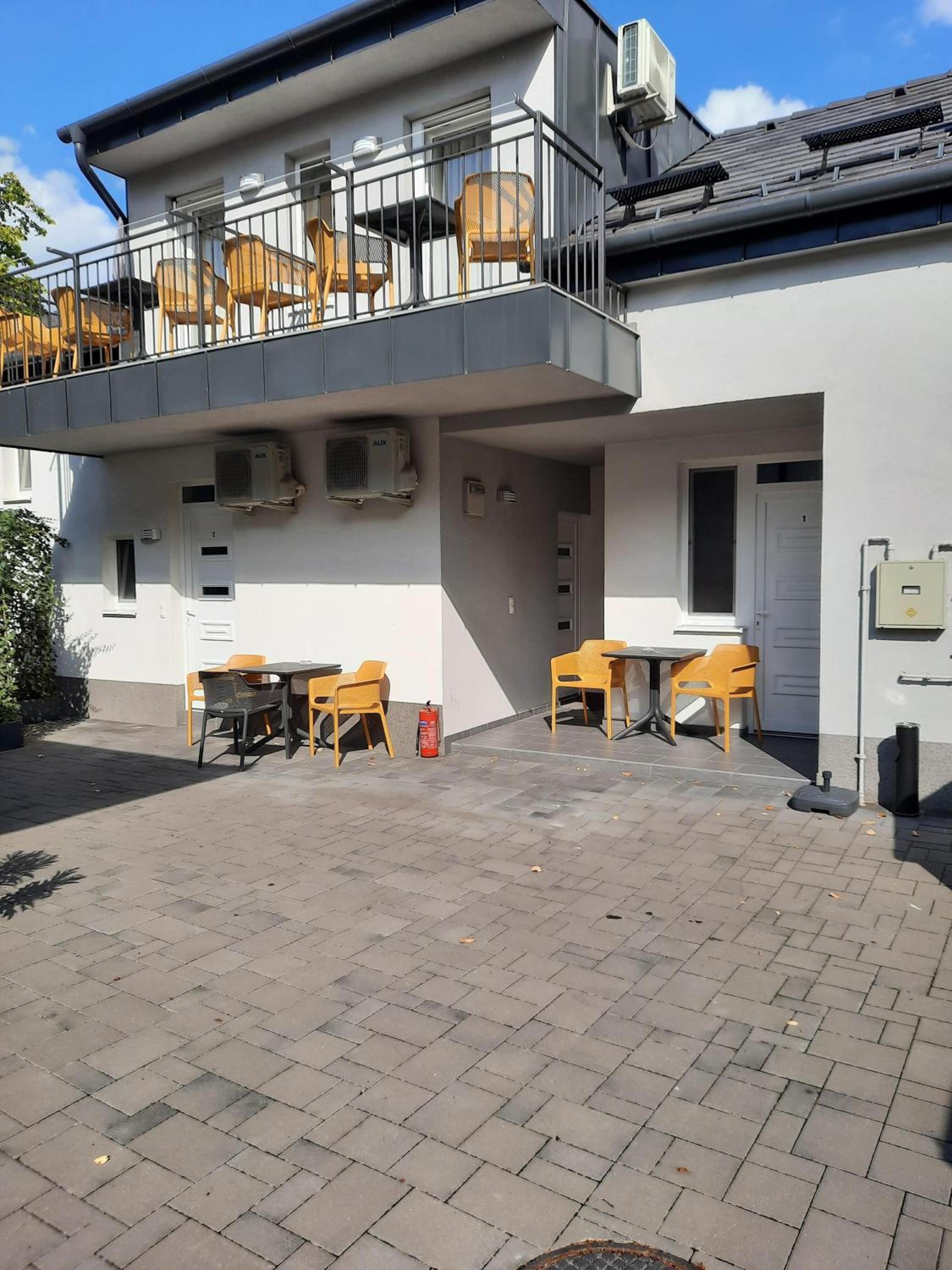 Silver Boglár Apartman view 3