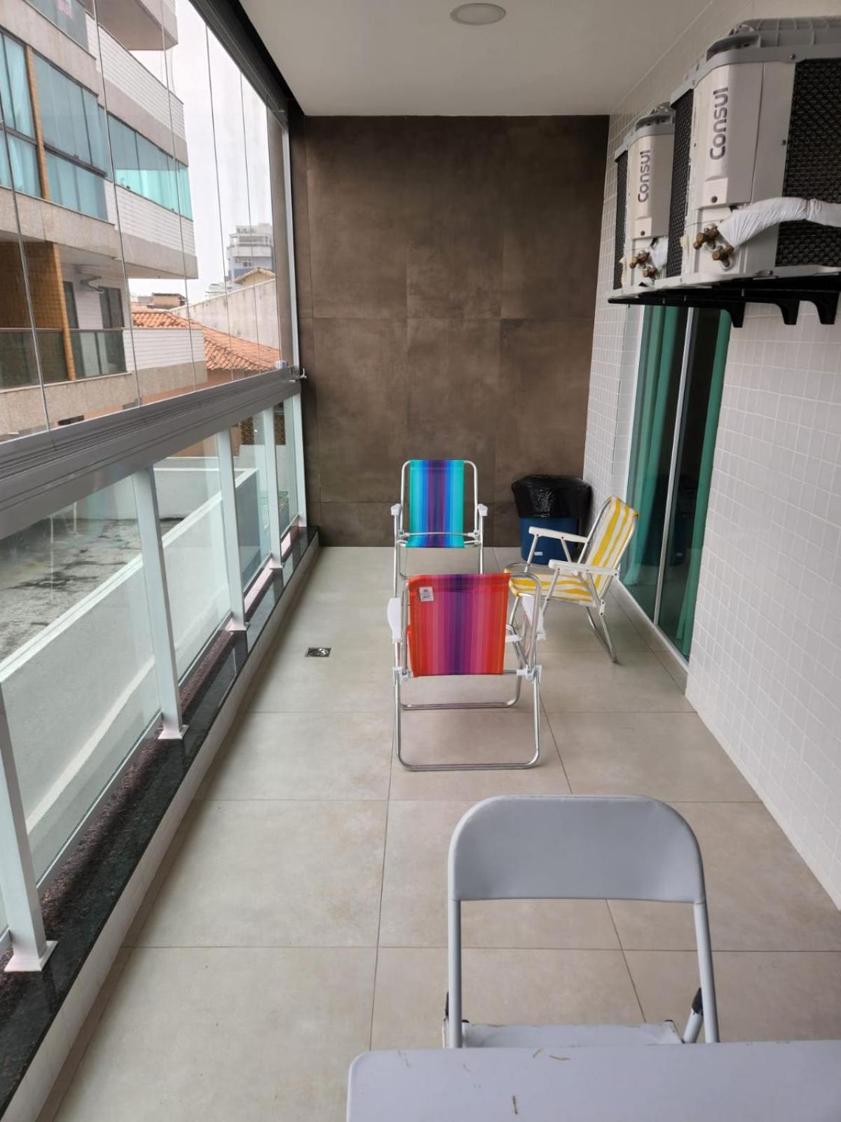Apartamento com Garagem Cabo Frio