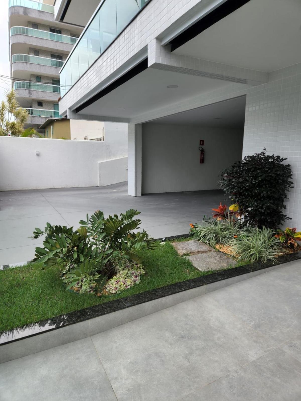 Apartamento com Garagem Cabo Frio