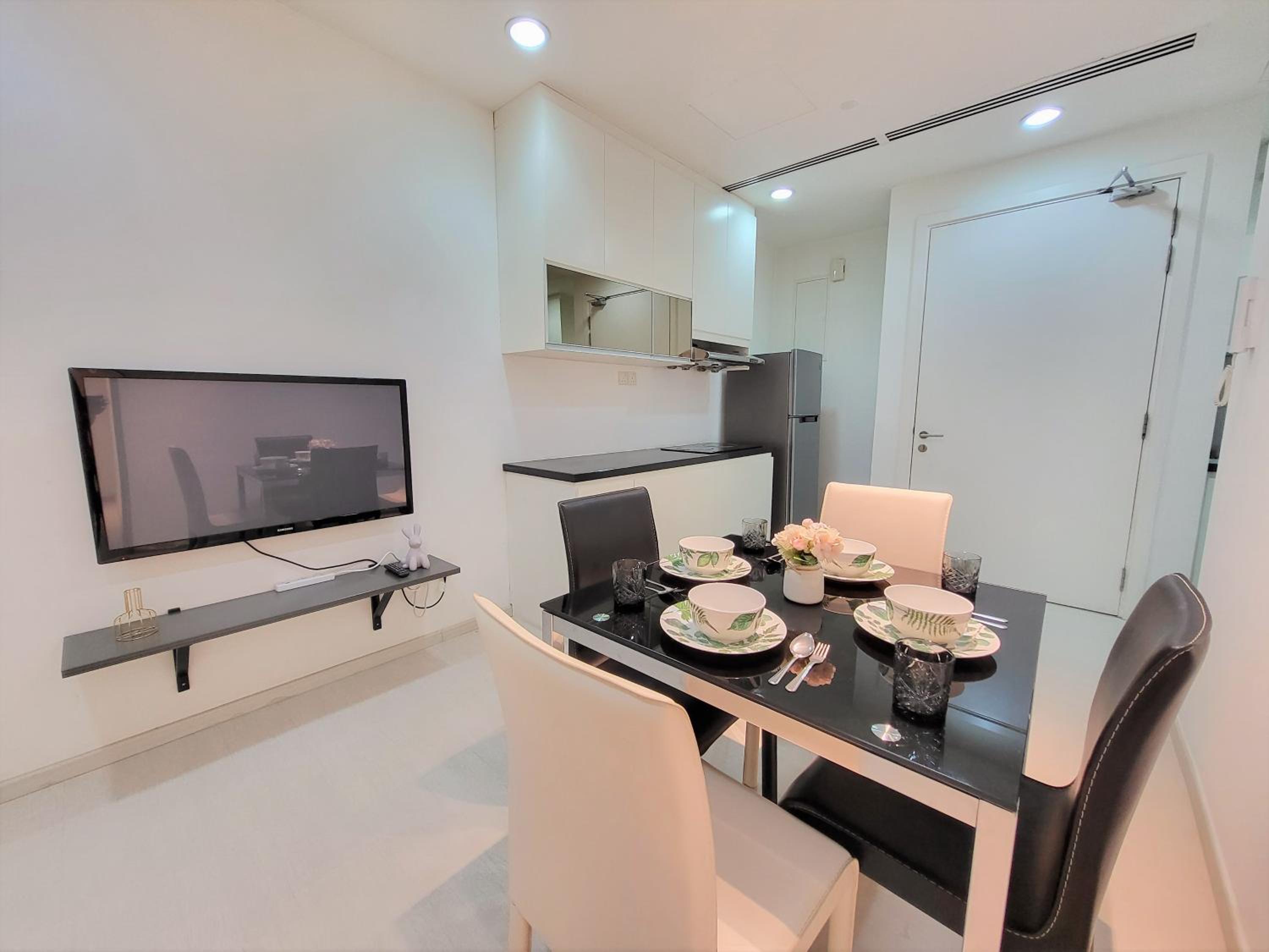 KLCC Binjai 8 Premium Soho Apartment by Sarah's Lodge