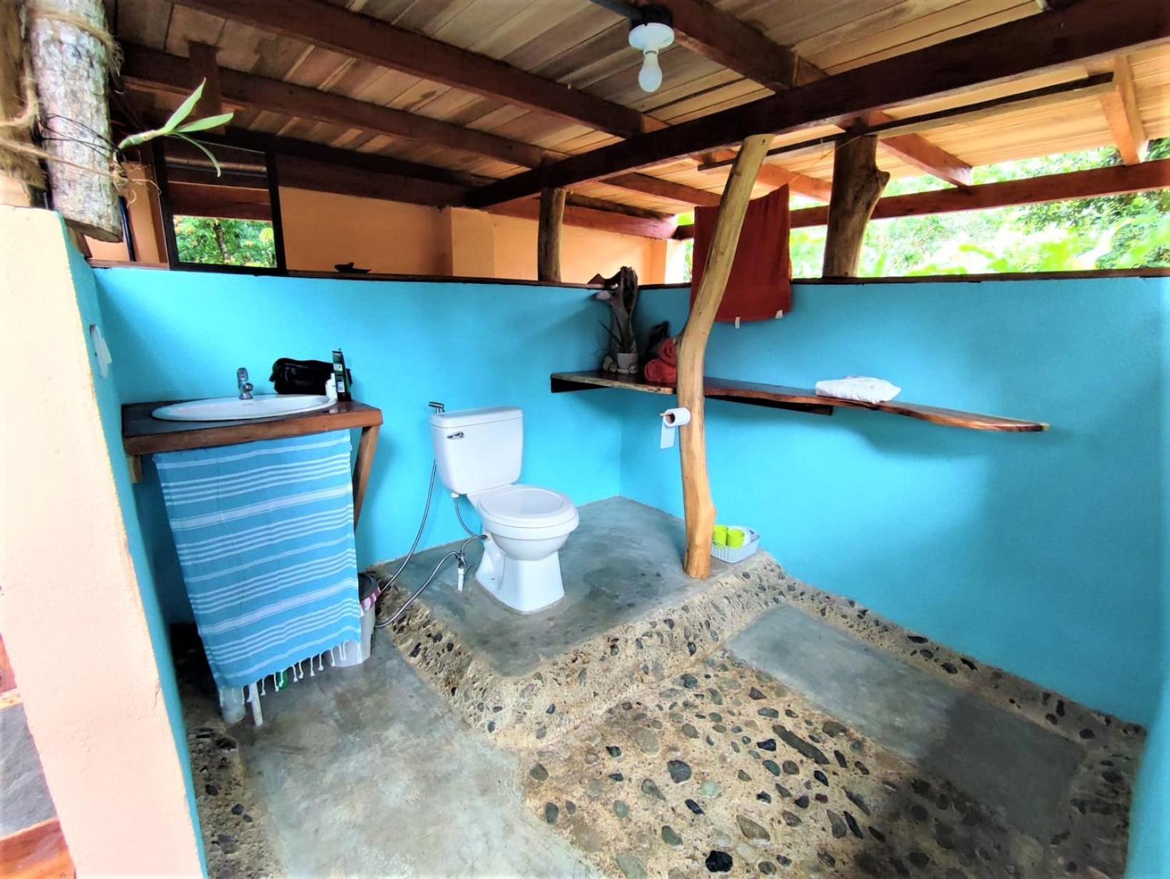 Terra NaturaMa - off grid living in the jungle