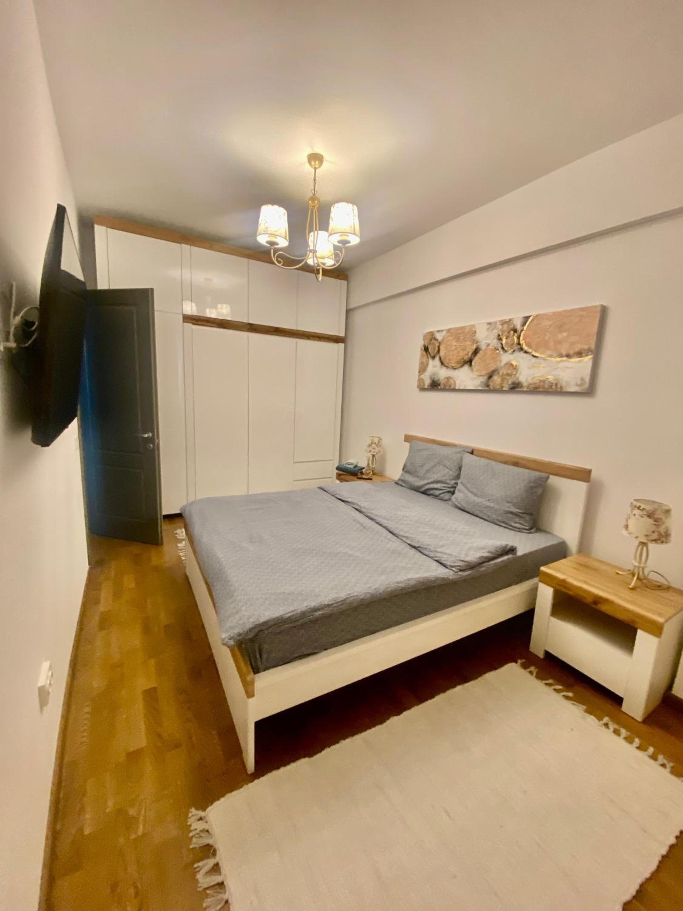 Lazar Loft
