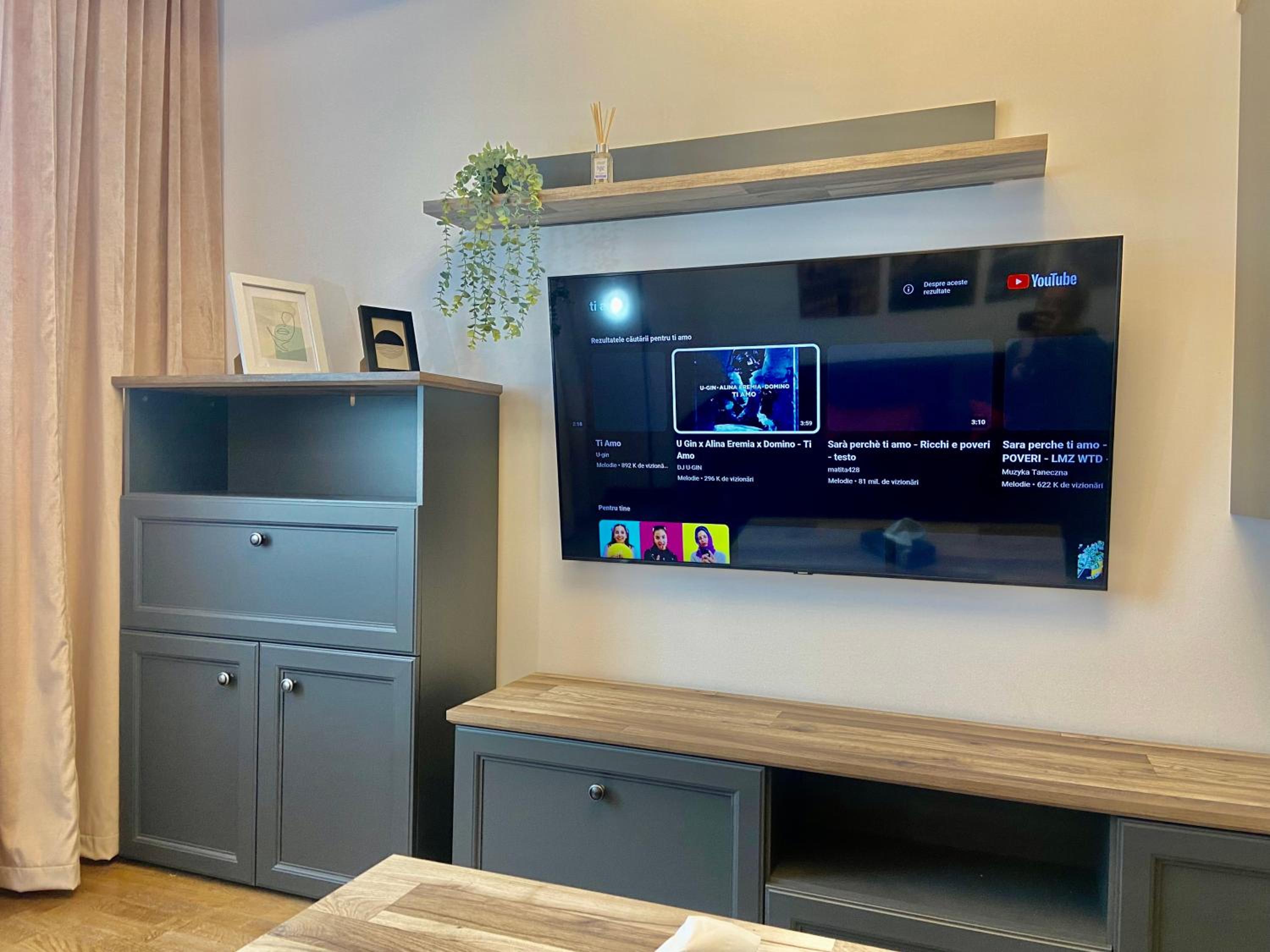 Lazar Loft