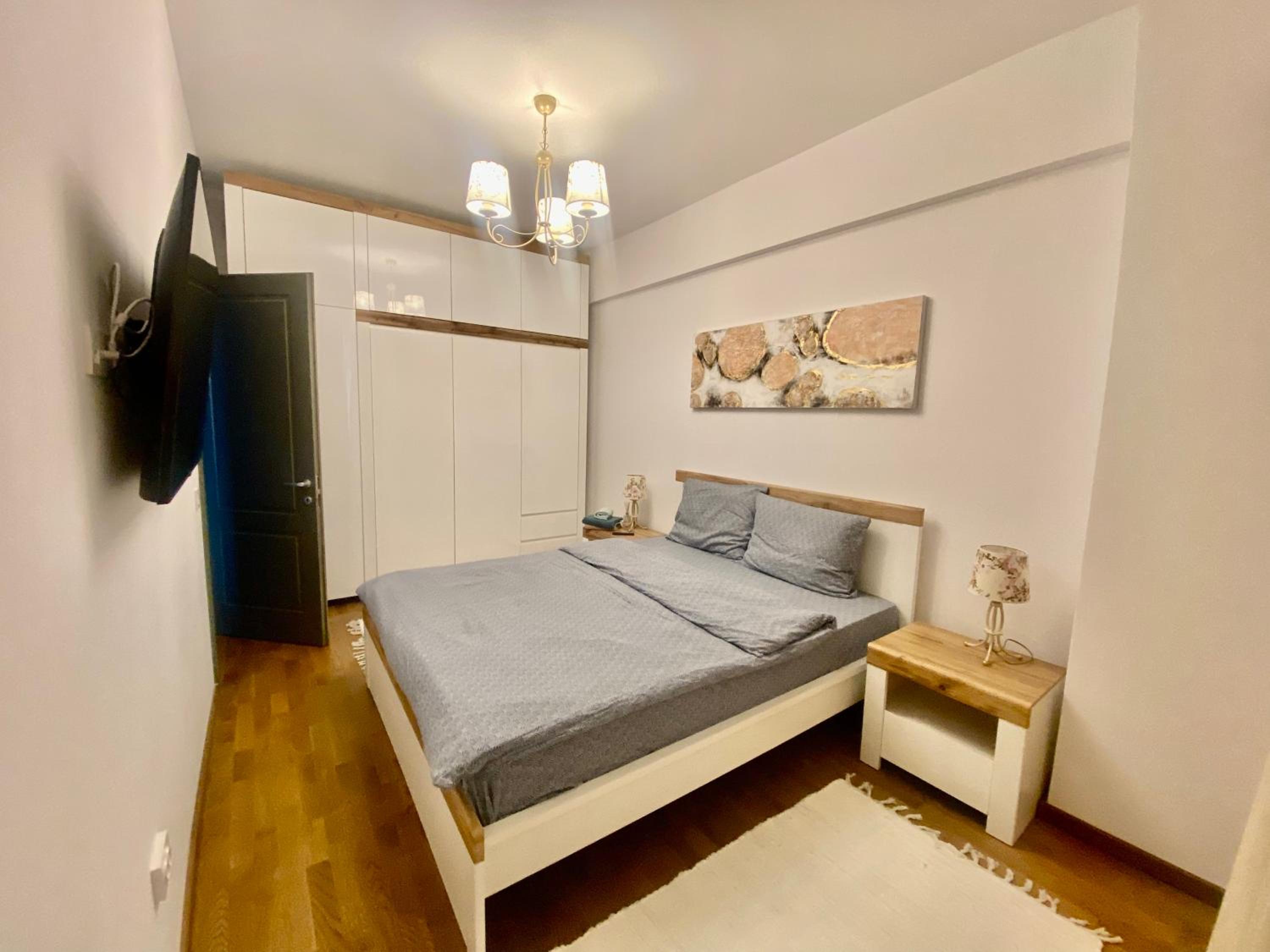 Lazar Loft