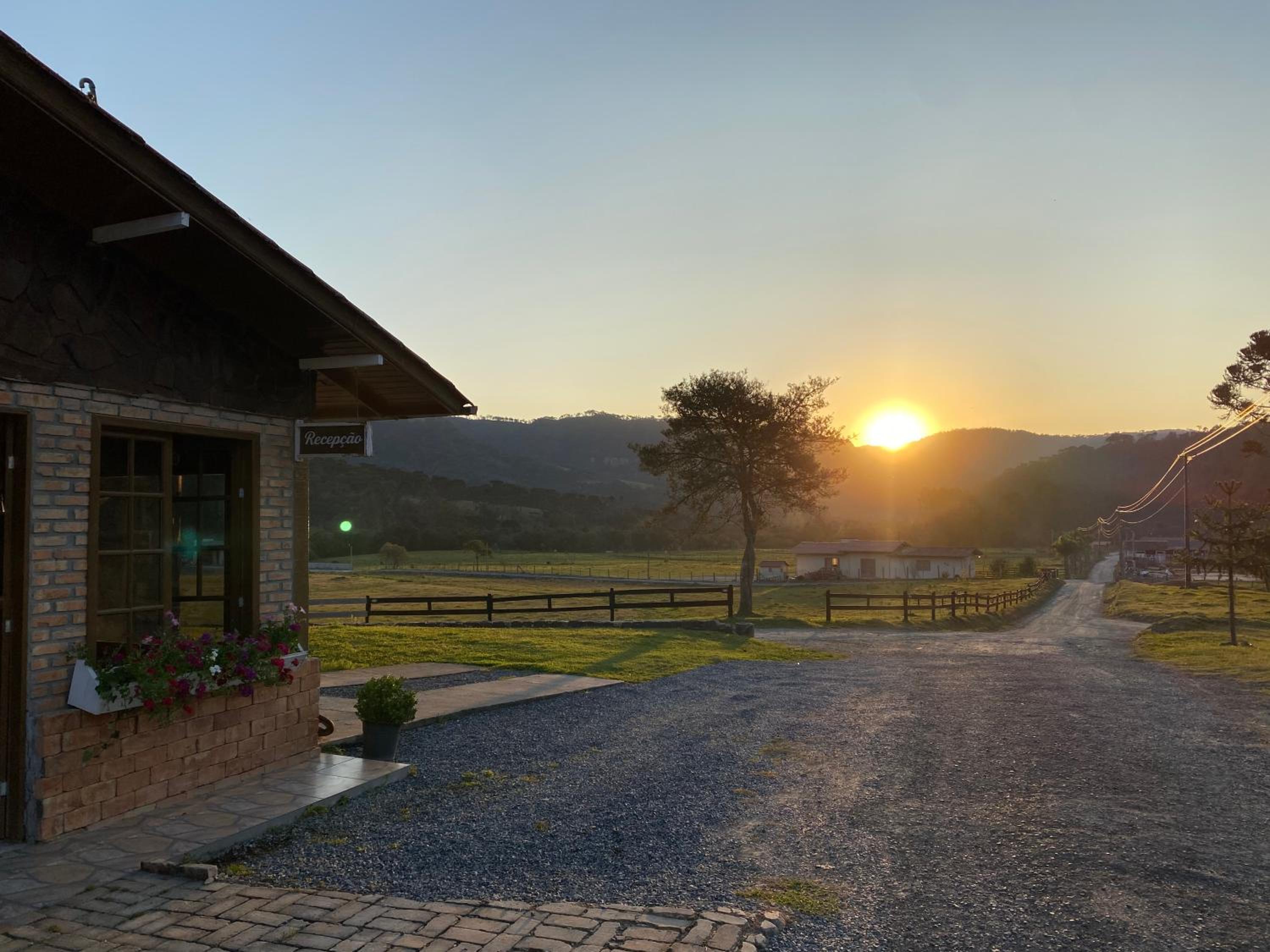 Pousada Rural Pavão - Suites e Chalés