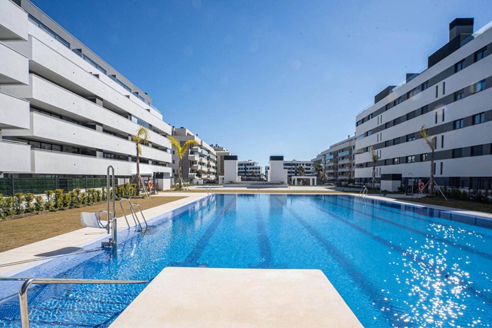 Alamar 3 bed penthouse beach side