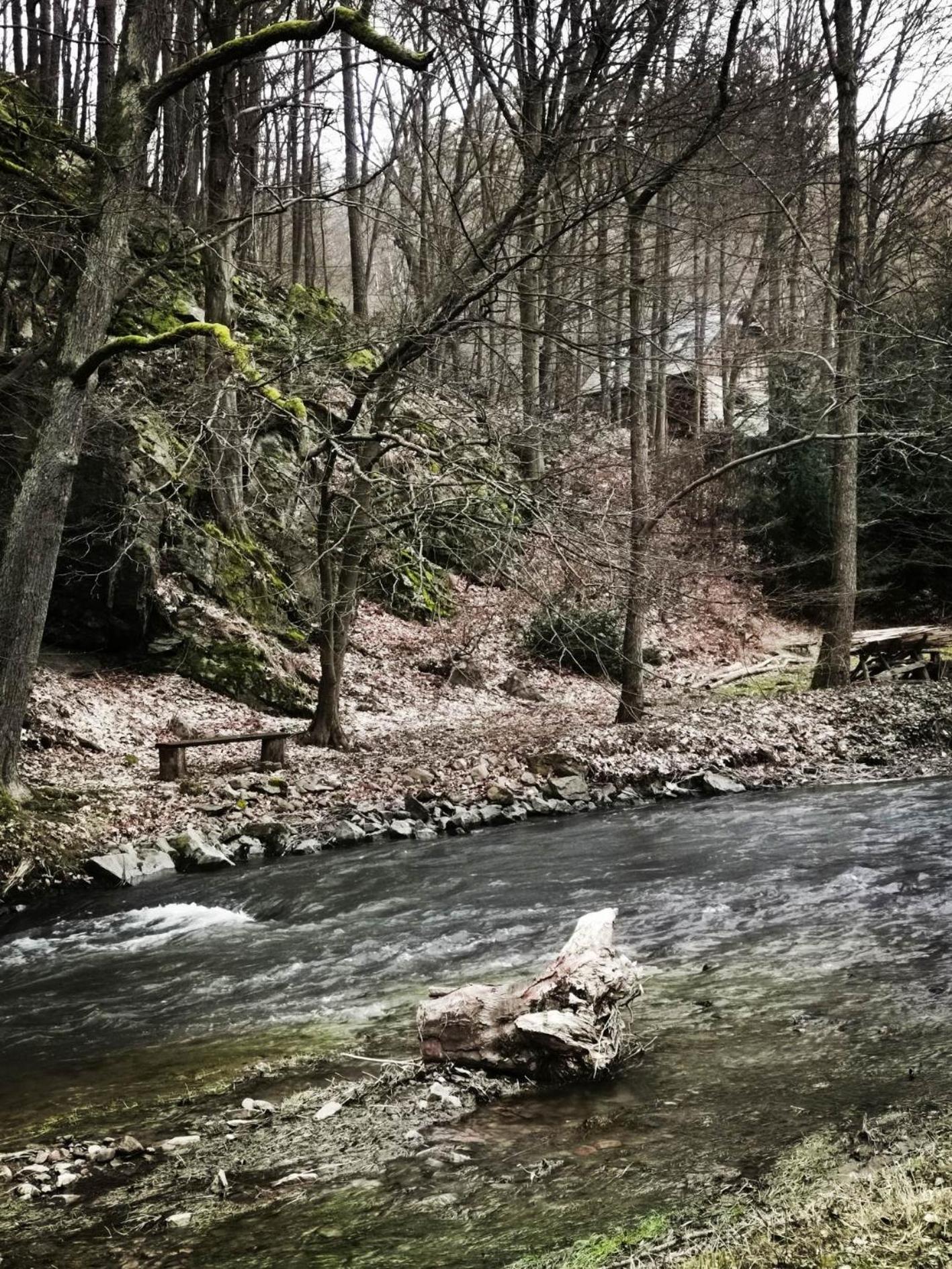 Srub Pod Lípou - Skryje