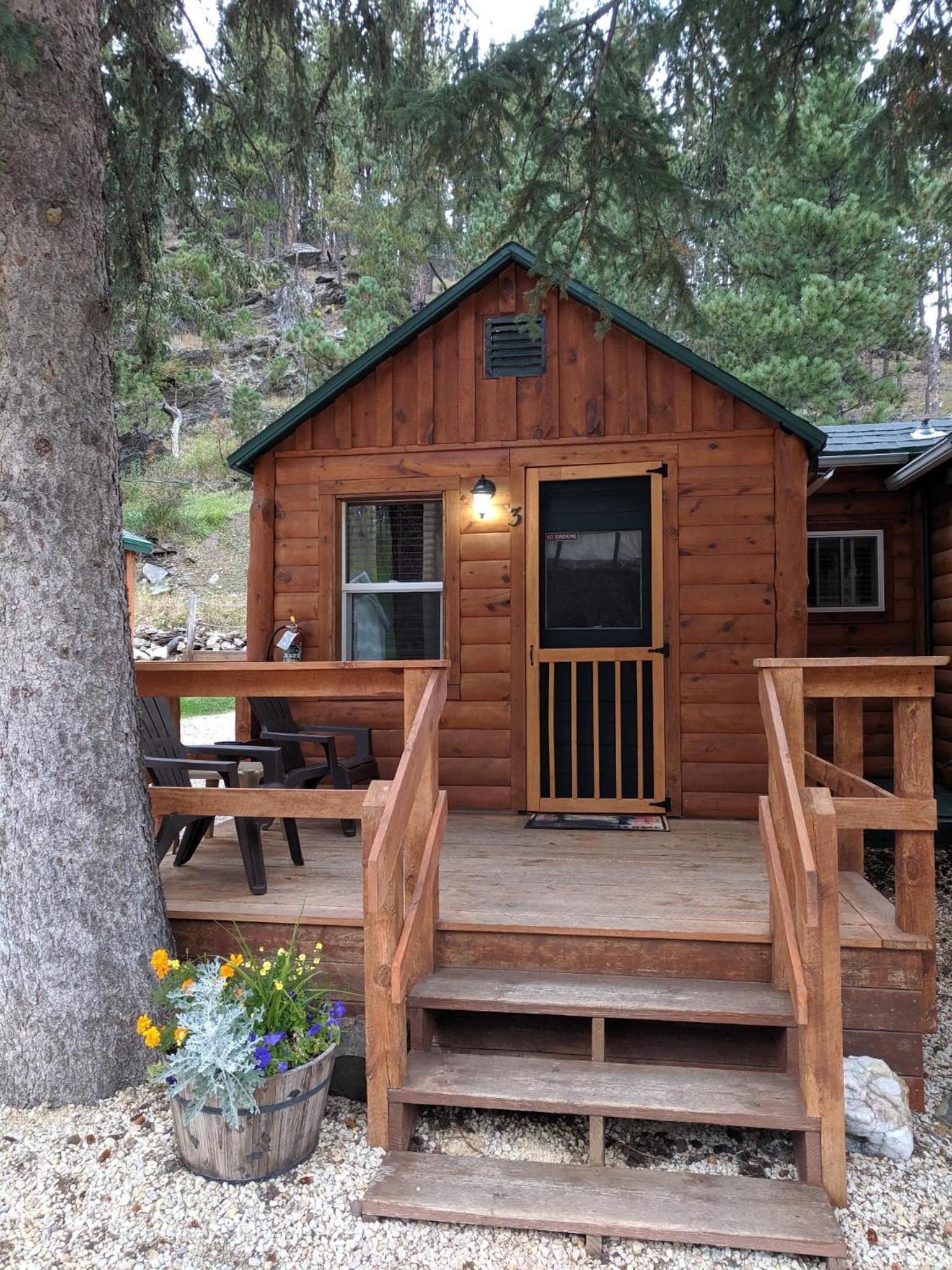 Allen Gulch Cabins