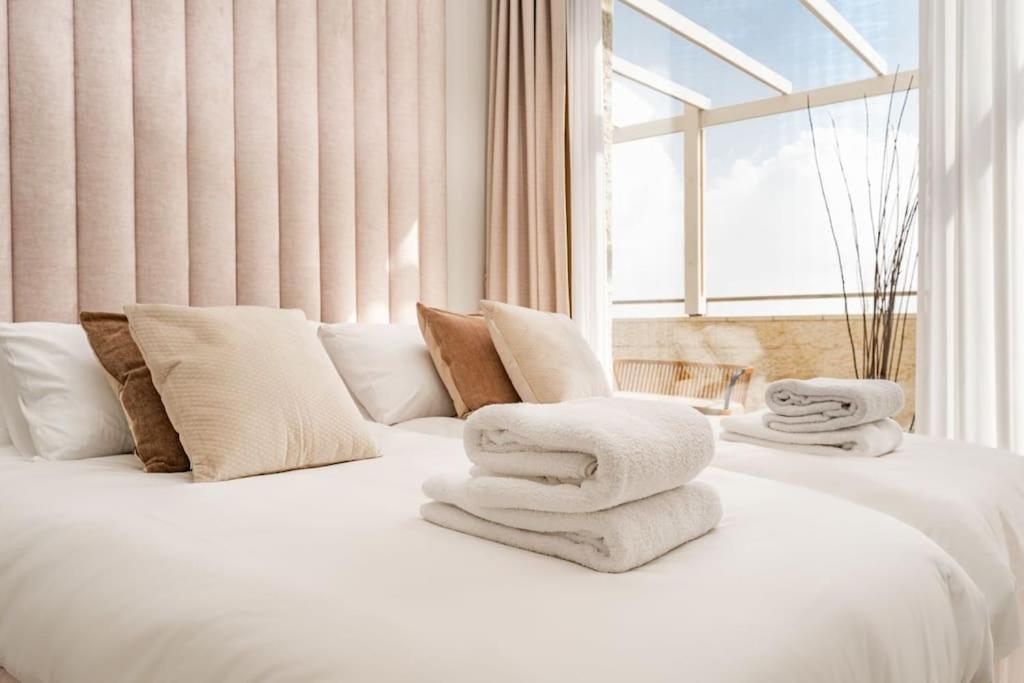 Gorgeous 4bdm Penthouse, Haneviim court