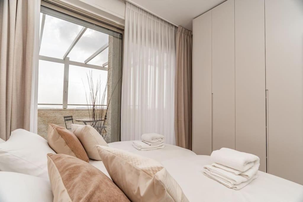 Gorgeous 4bdm Penthouse, Haneviim court