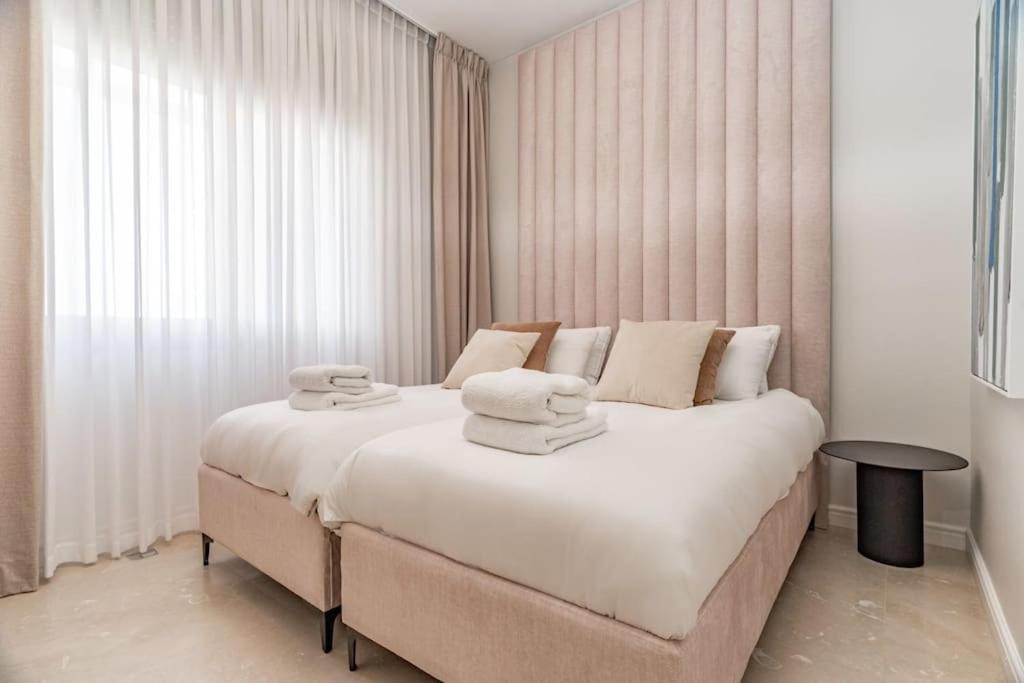 Gorgeous 4bdm Penthouse, Haneviim court