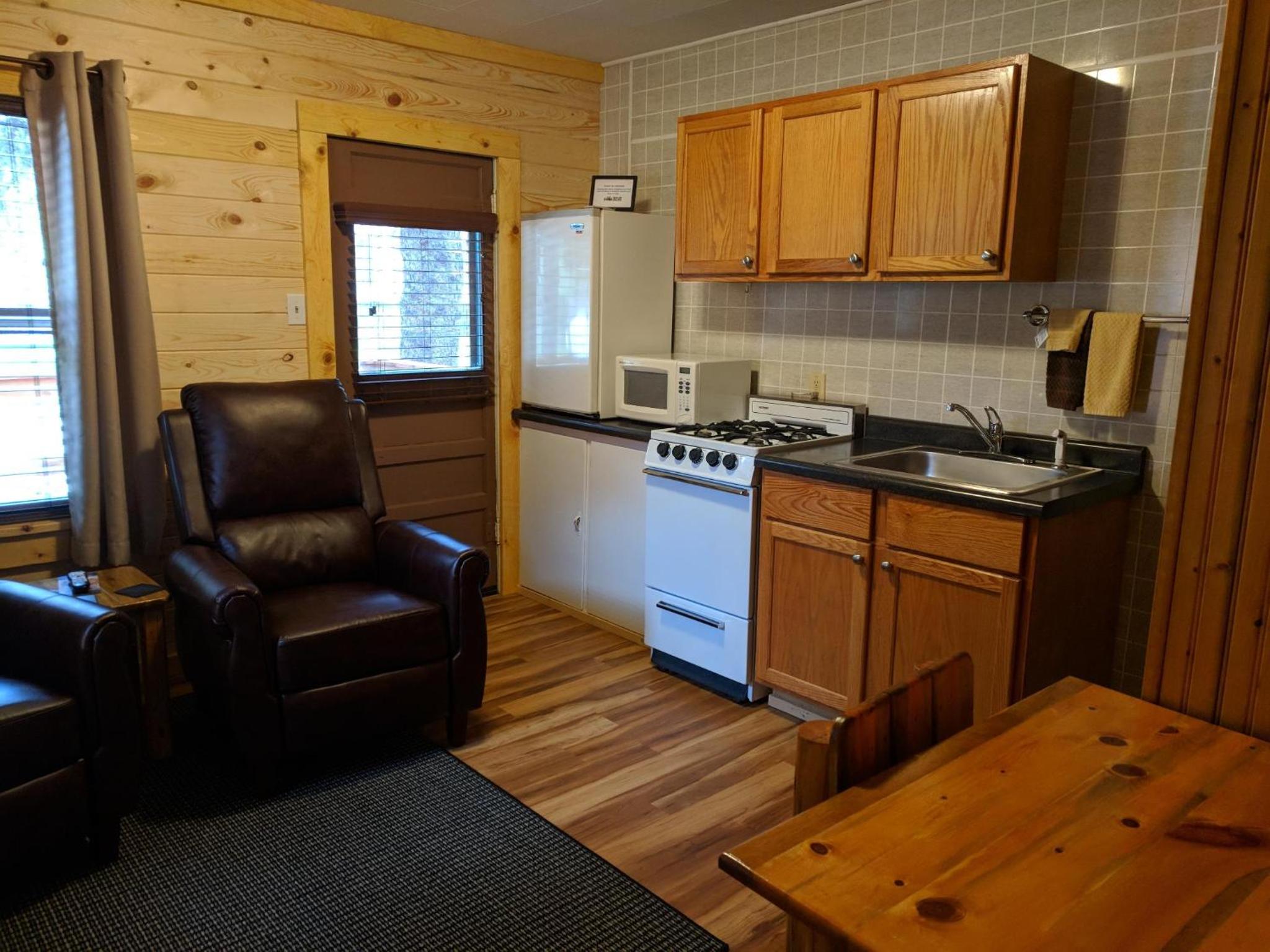 Allen Gulch Cabins