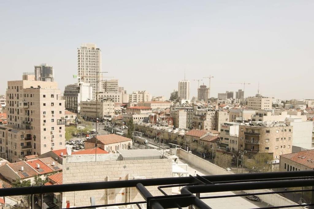 Amazing 3 bedroom, Shalem Tower view 2