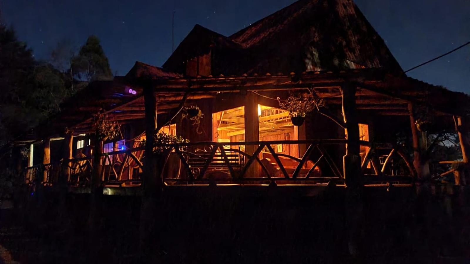 Reserva y Estancia Robles Mimosos Lodge