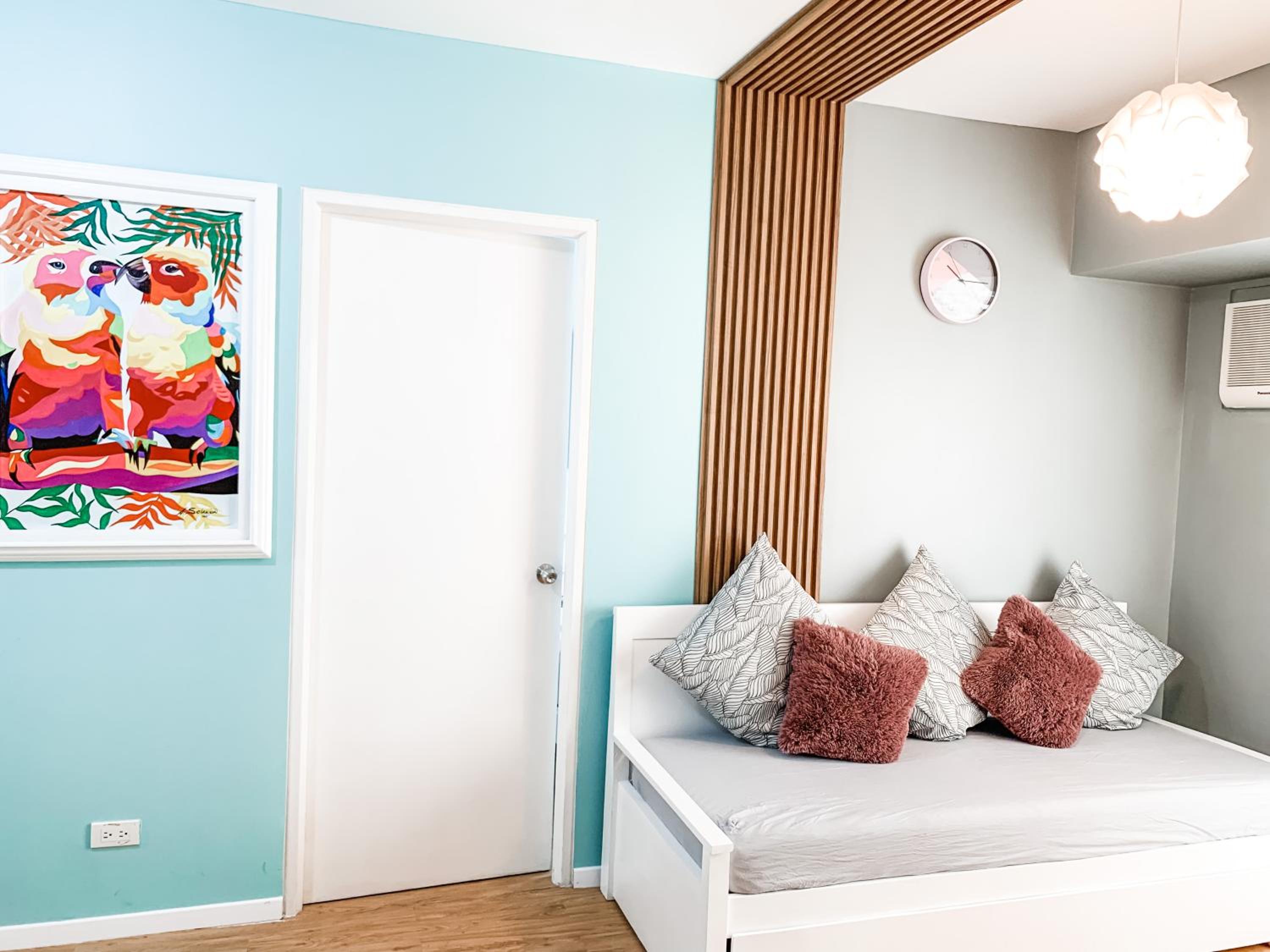 Lovely 1 Bedroom unit in Avida w/ WiFi (upto 4 pax)