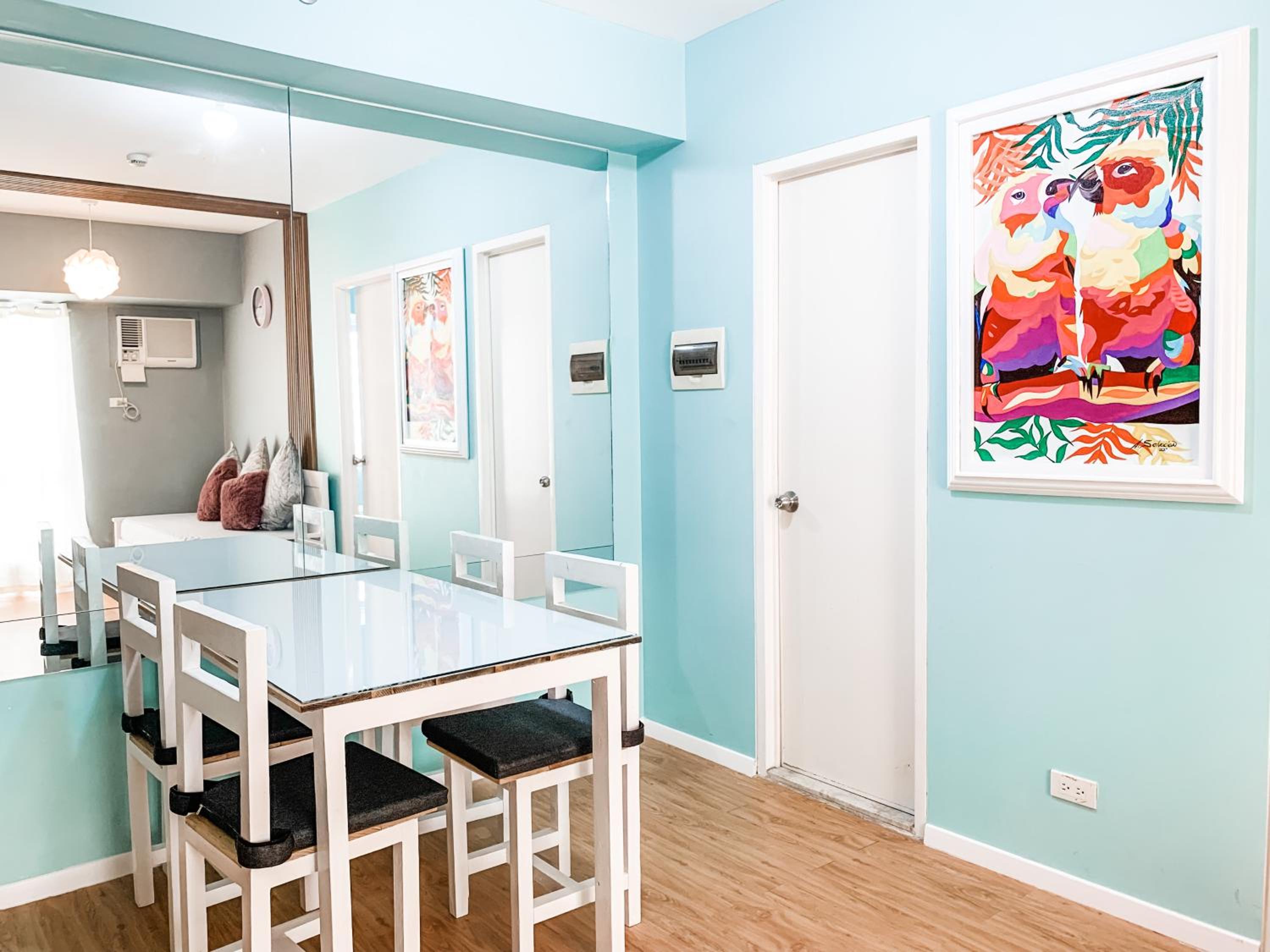 Lovely 1 Bedroom unit in Avida w/ WiFi (upto 4 pax)