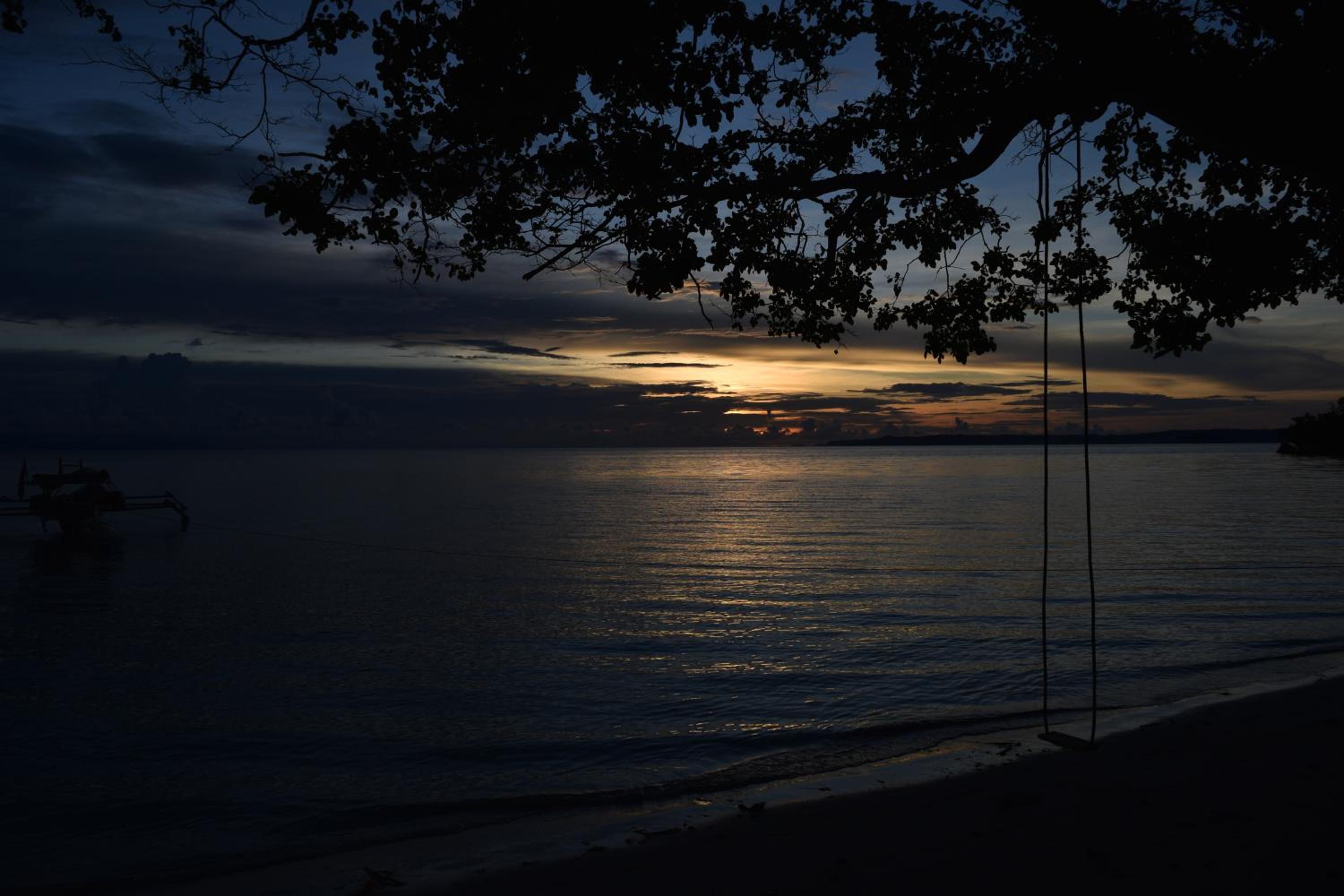 Tanjung Kalemo Resort
