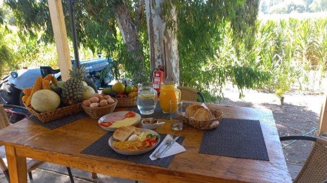 HABITACIÓNES PRIVADAS EN HERMOSA CASA DE CAMPO MALLOA