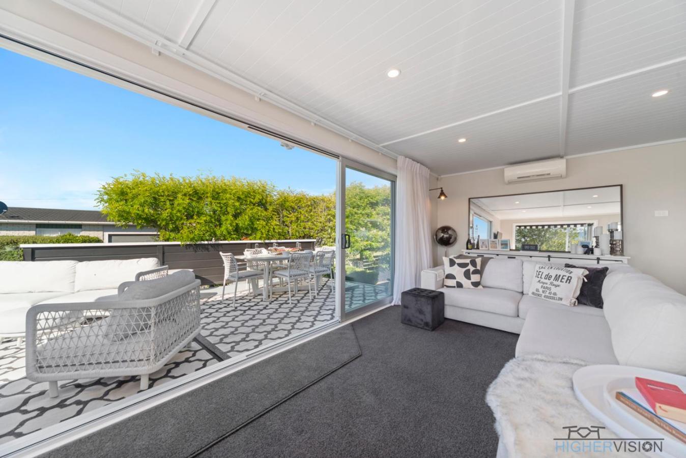 La Petite Maison - Taupo view 5