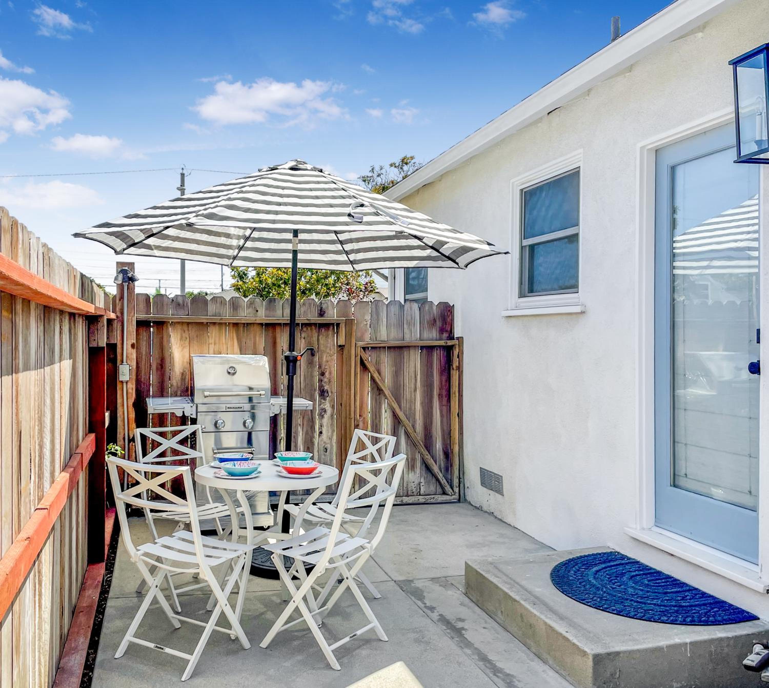 El Nido Beachlife Cottage in South Bay Los Angeles