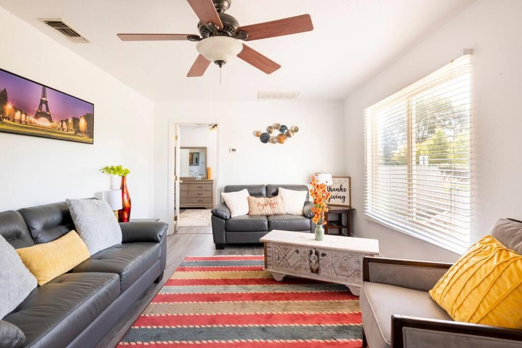 Yuba City Vacations - Misha's Hunn Cottage - Property Image 1