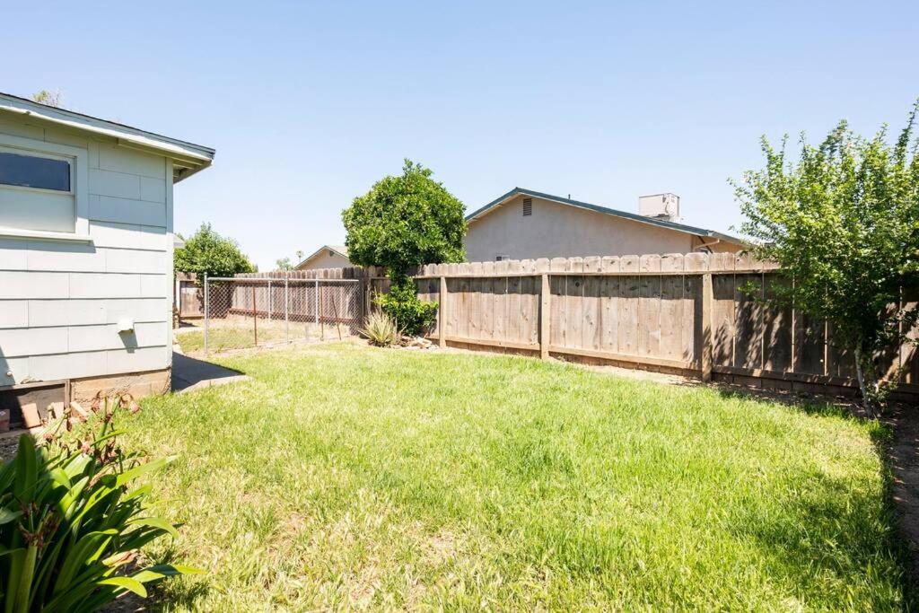 Yuba City Vacations - Misha's Hunn Cottage - Property Image 3