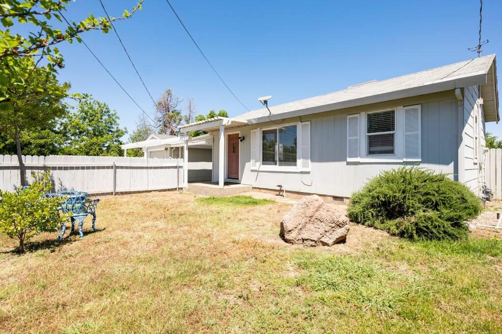 Yuba City Vacations - Misha's Hunn Cottage - Property Image 2