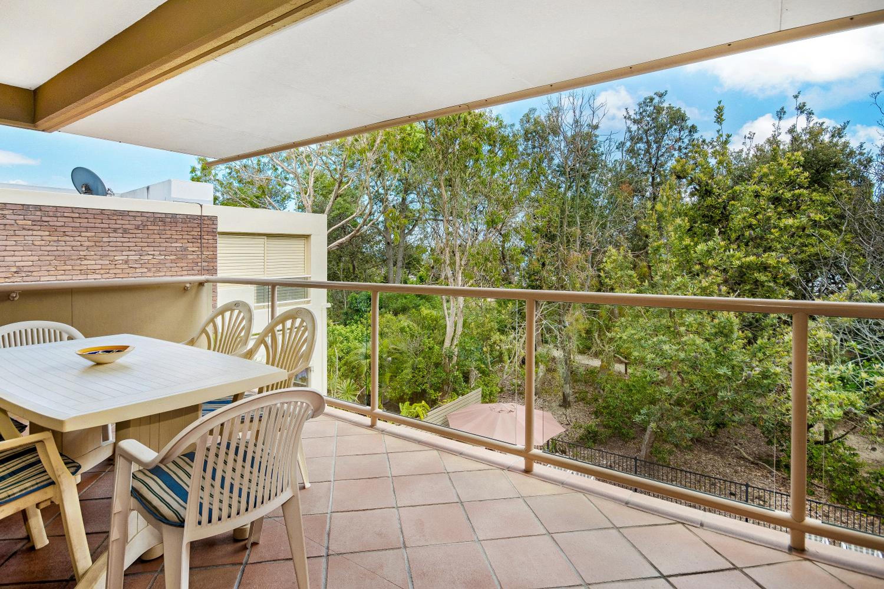 Lahaina Apartments