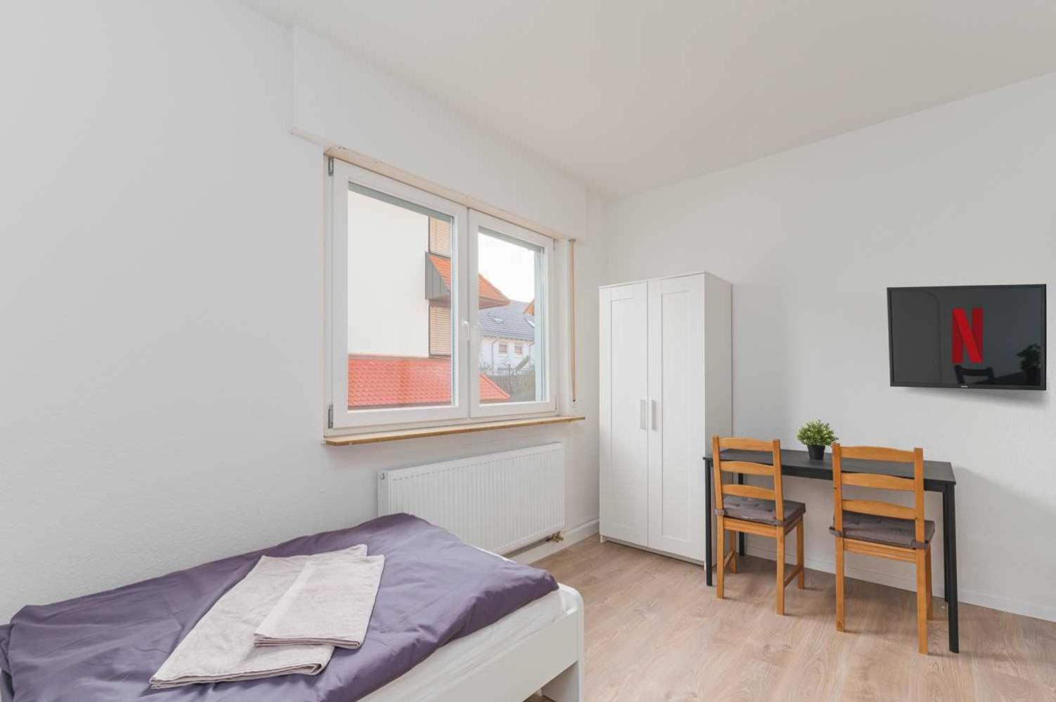 RAUMSCHMIDE Monteurwohnung Esslingen