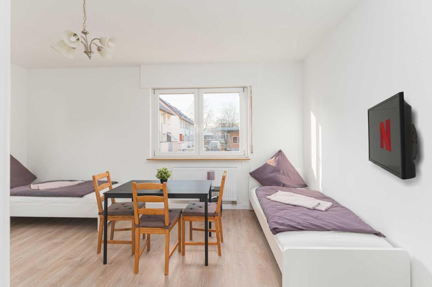 RAUMSCHMIDE Monteurwohnung Esslingen