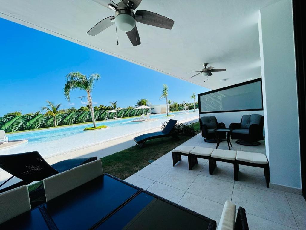 Beach, Golf, Casino & Infinity Pool condo in Hard Rock, Punta Cana Área, Cana Rock Star view 4