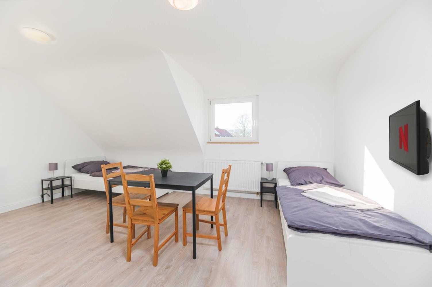 RAUMSCHMIDE Monteurwohnung Esslingen