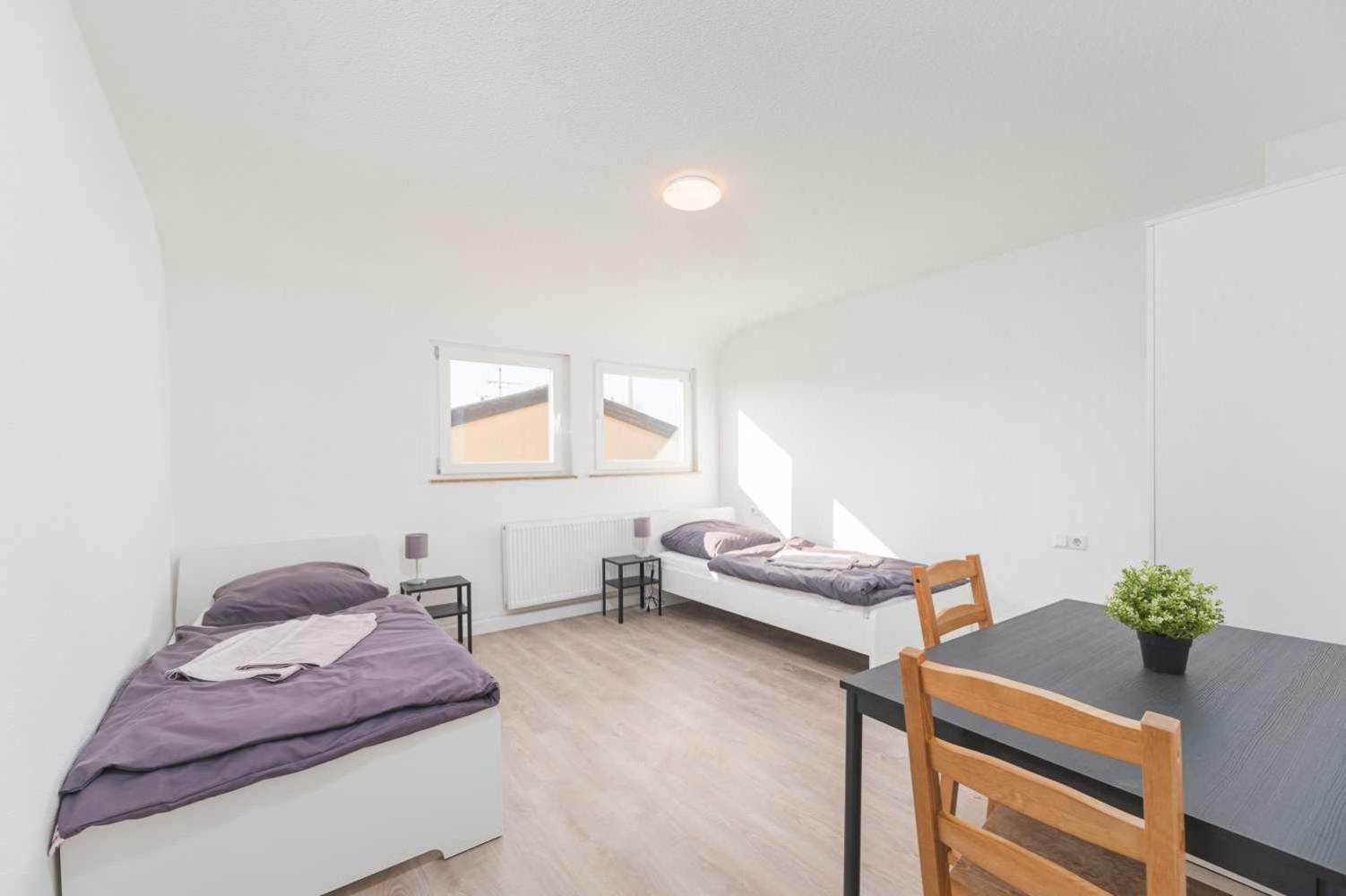 RAUMSCHMIDE Monteurwohnung Esslingen
