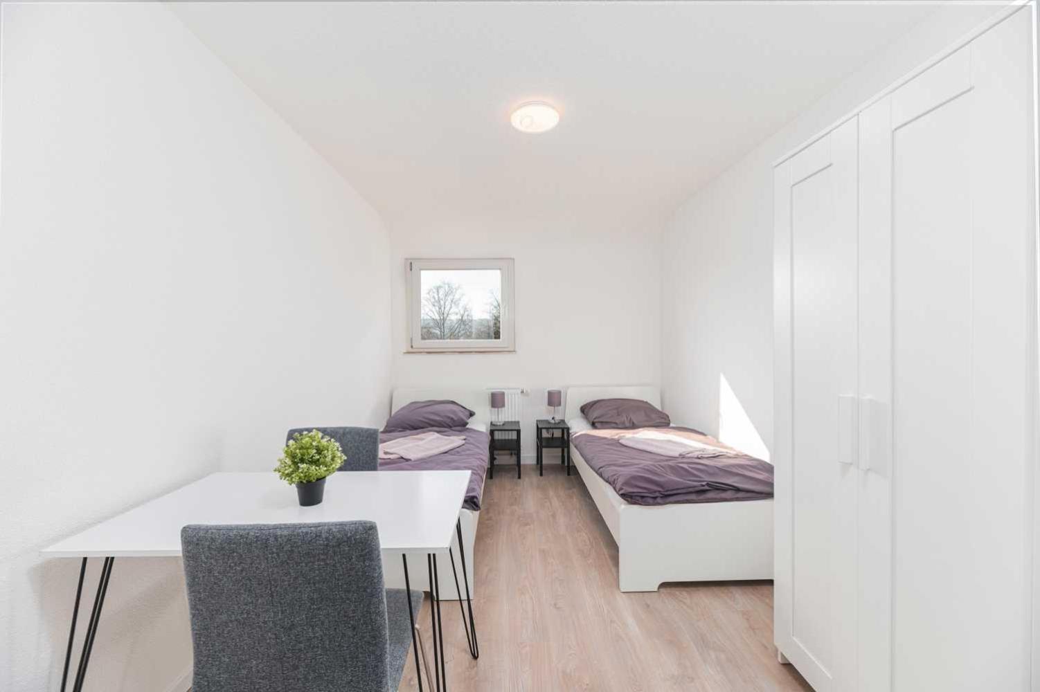 RAUMSCHMIDE Monteurwohnung Esslingen