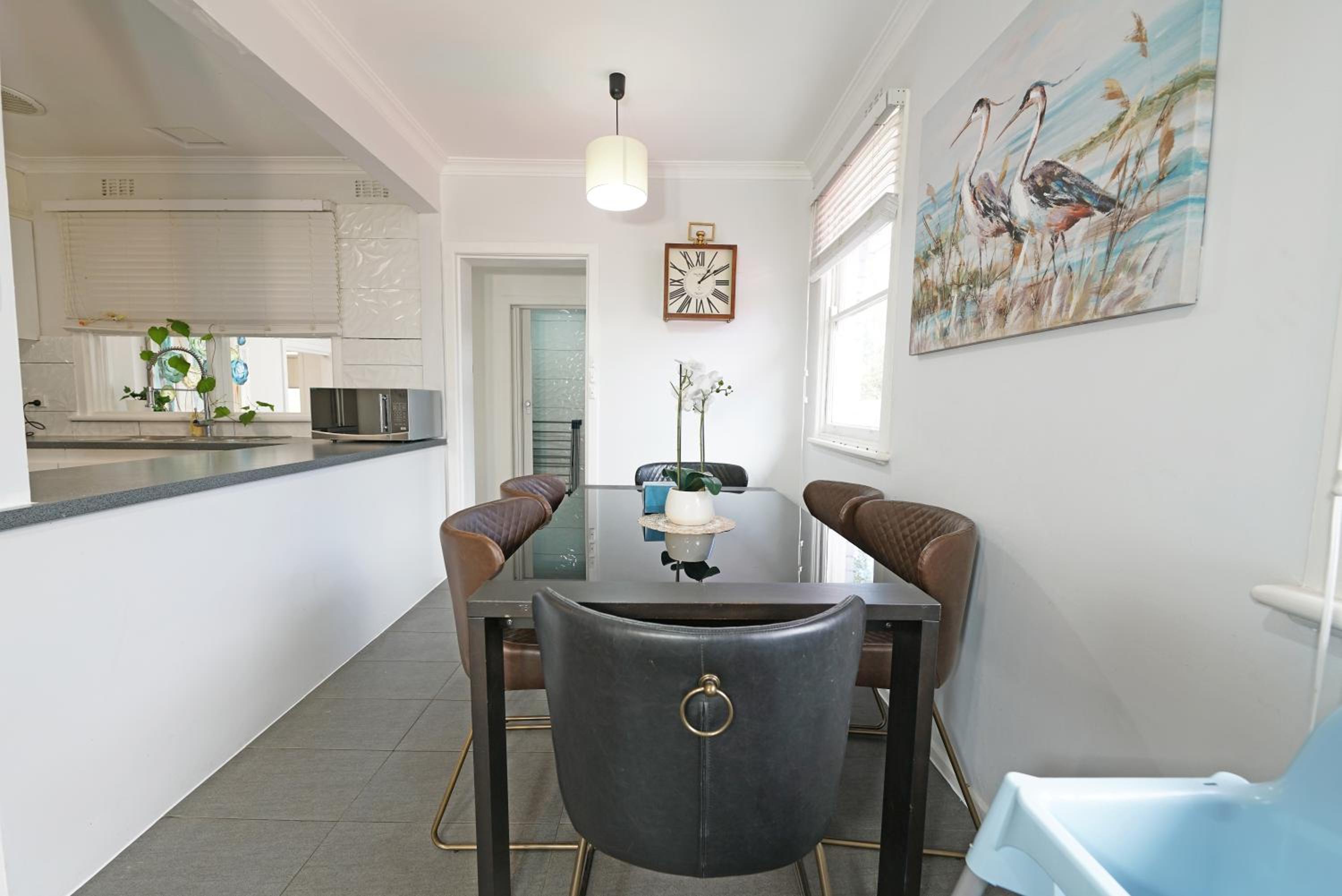 Pet-friendly Bayside 4BR Rental House near Mentone